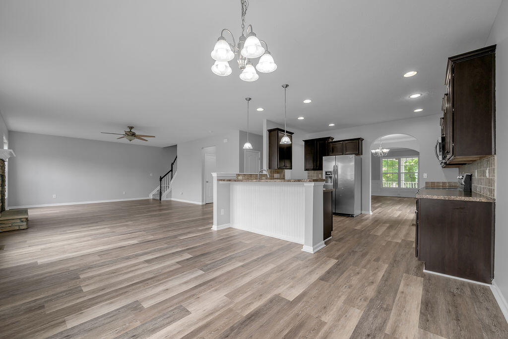 107 Clear Springs Drive Property Photo 14