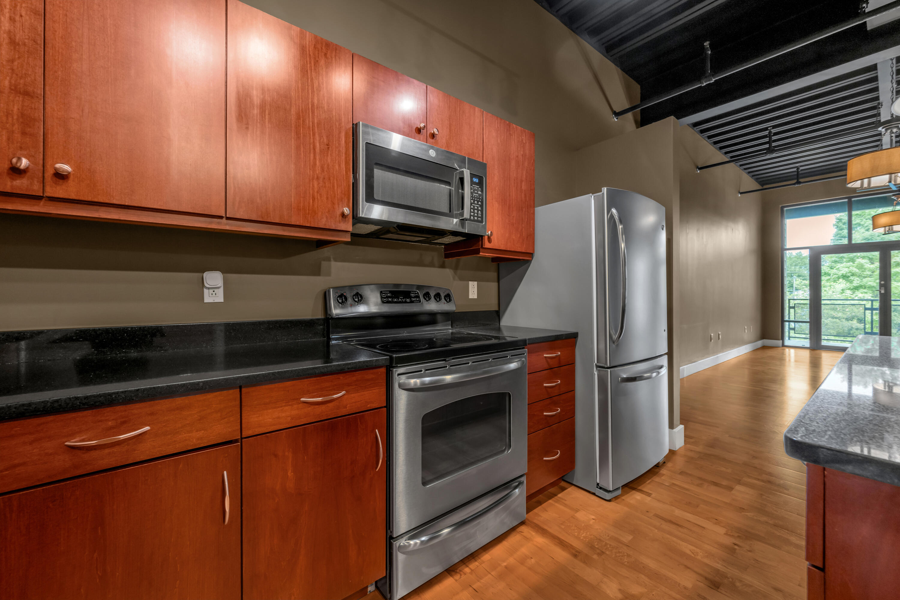 350 E Short Street 315 Property Photo 4