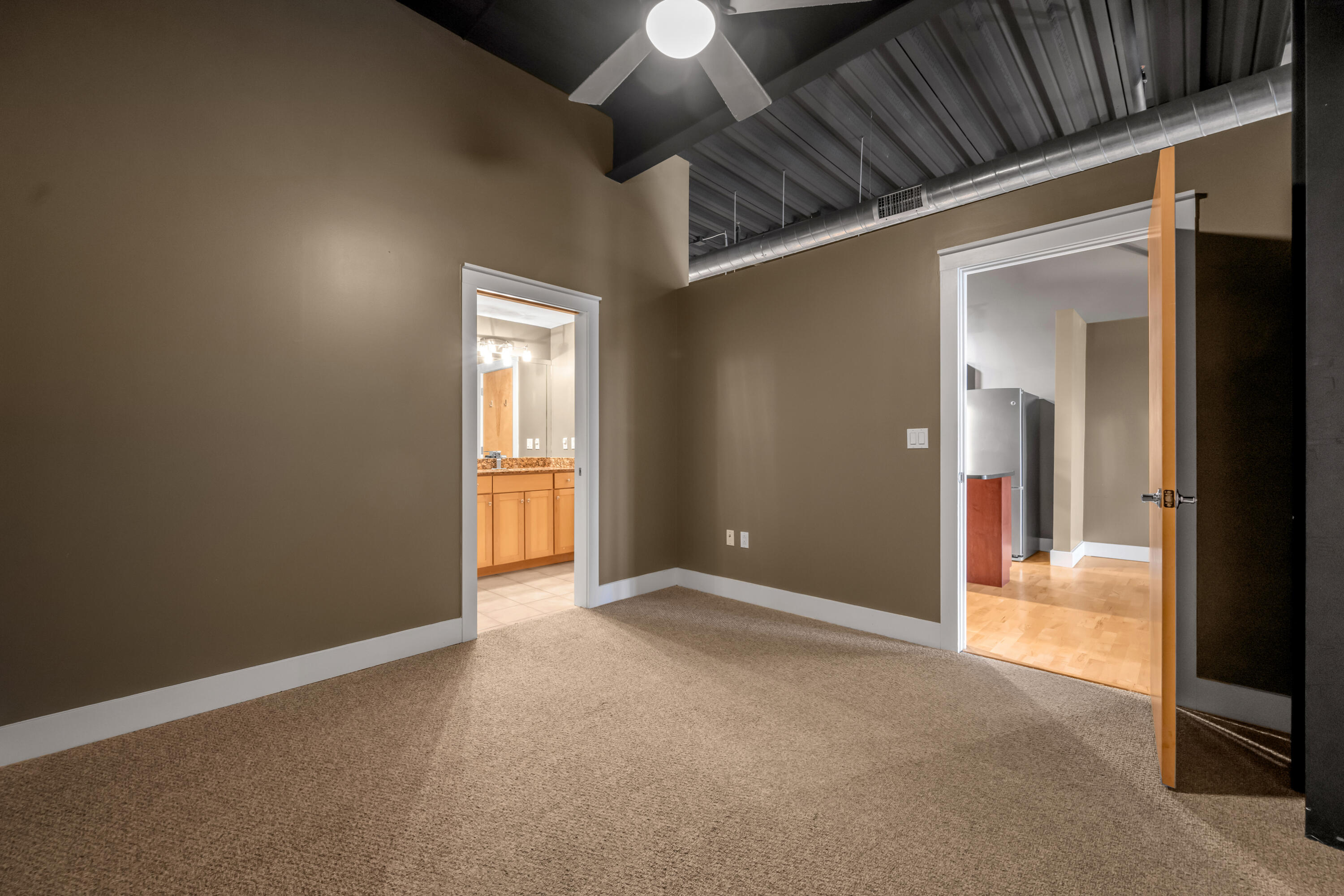 350 E Short Street 315 Property Photo 9