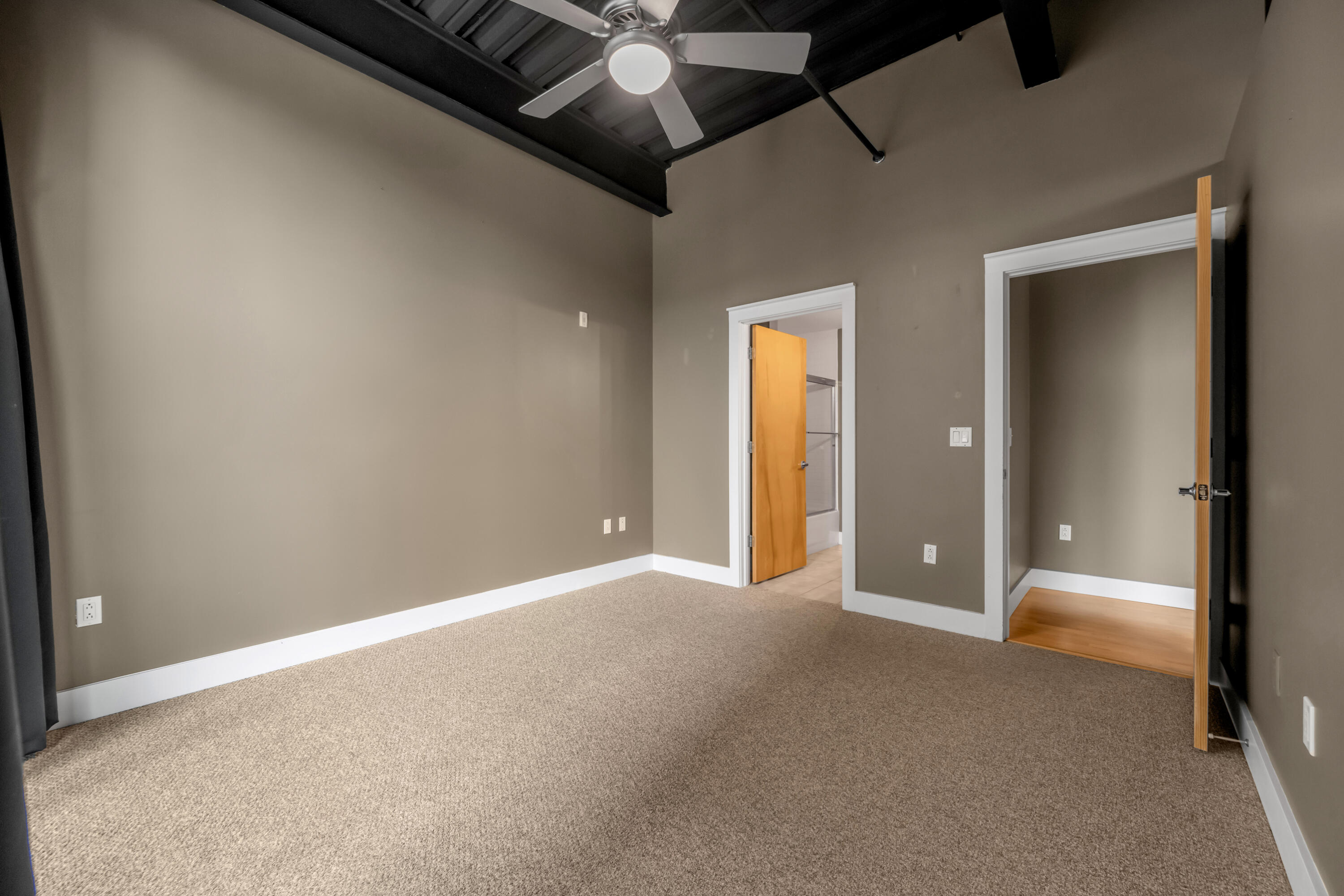 350 E Short Street 315 Property Photo 16