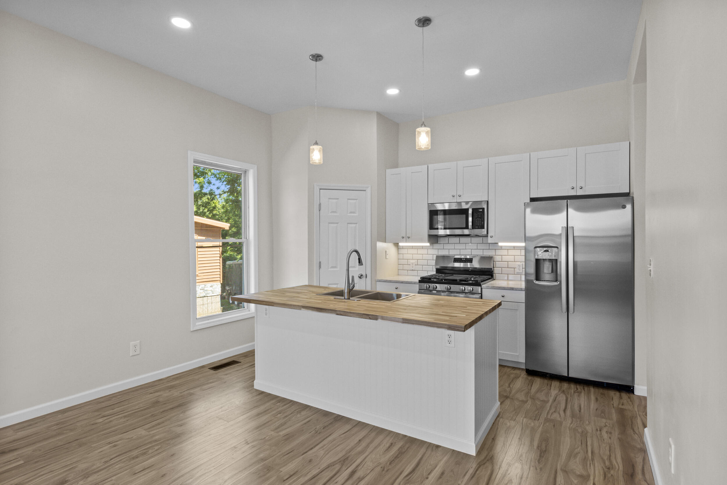 14 Cook Avenue Property Photo 12