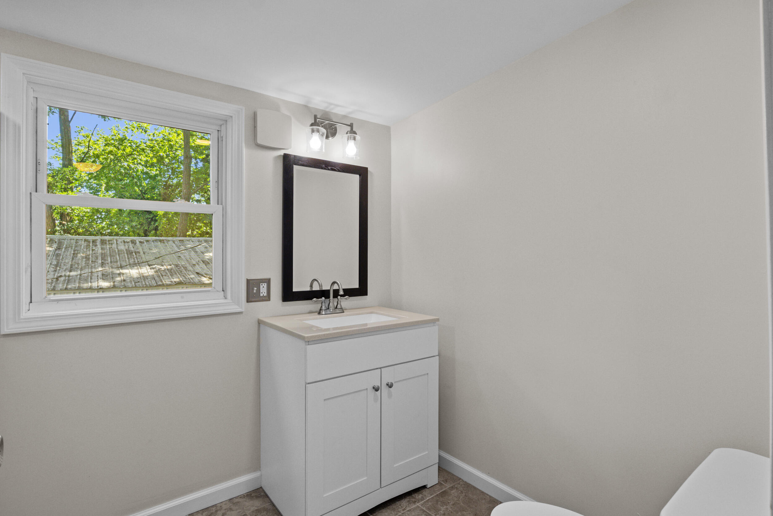 14 Cook Avenue Property Photo 27
