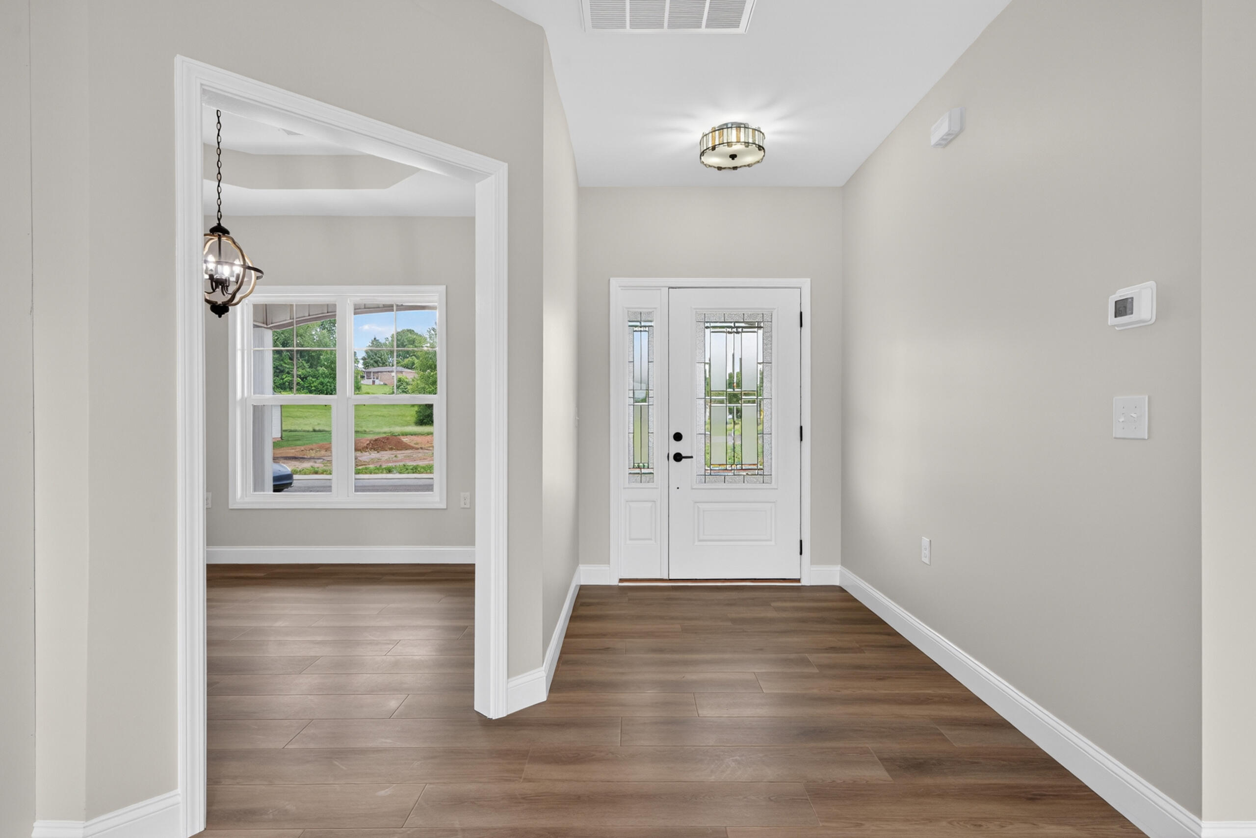 102 Stonegate Drive Property Photo 3