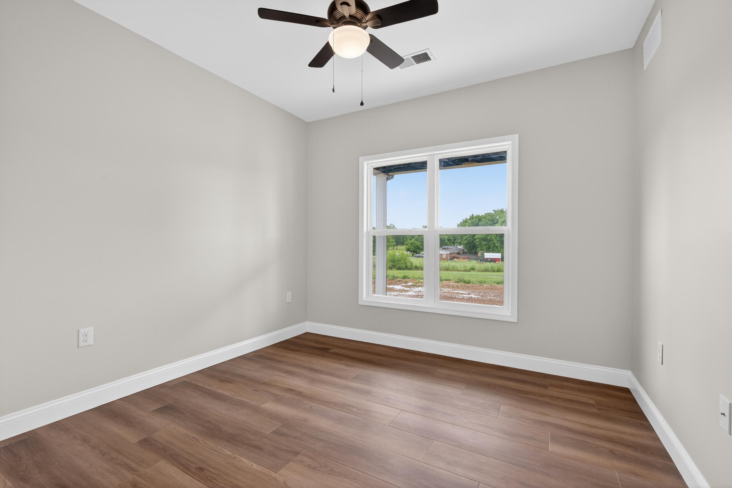 102 Stonegate Drive Property Photo 25