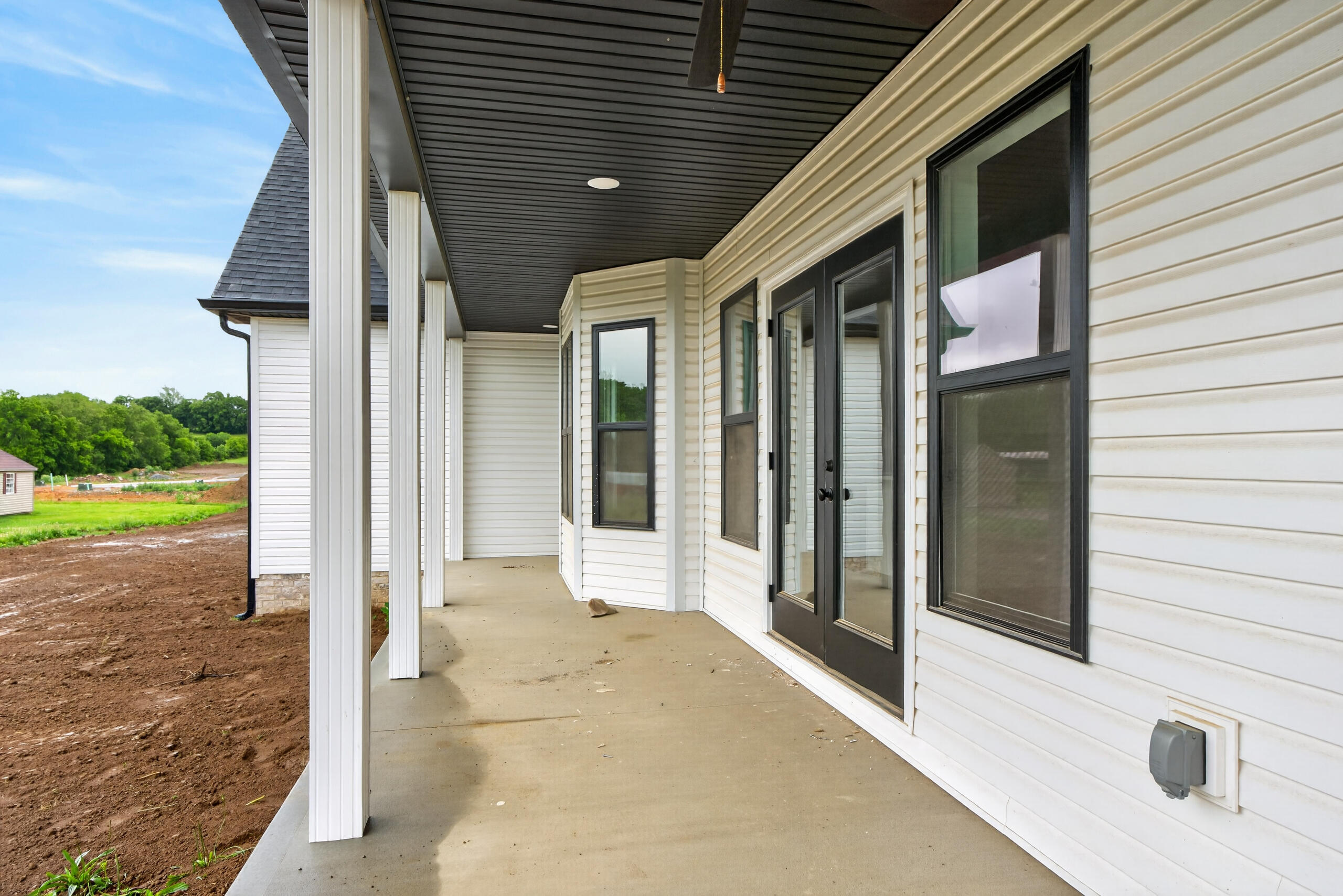 102 Stonegate Drive Property Photo 28