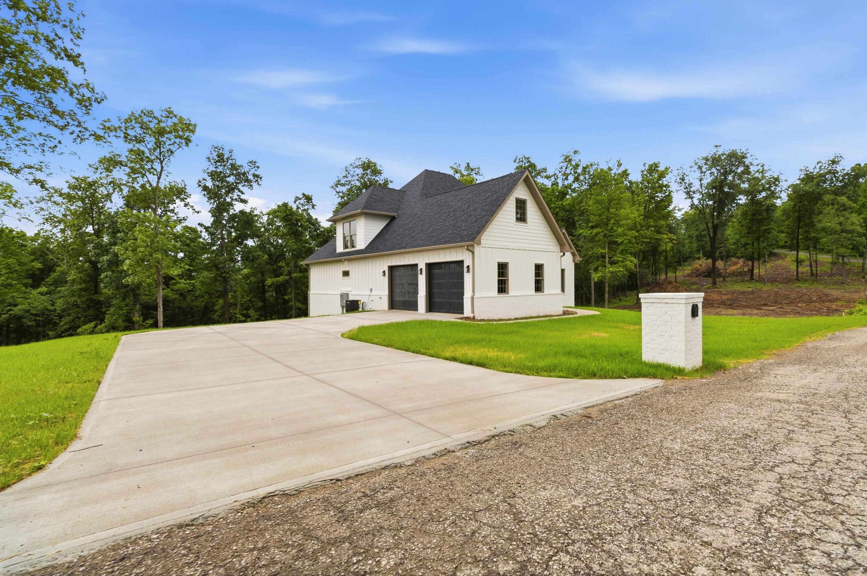 148 Knights Lane Property Photo 3