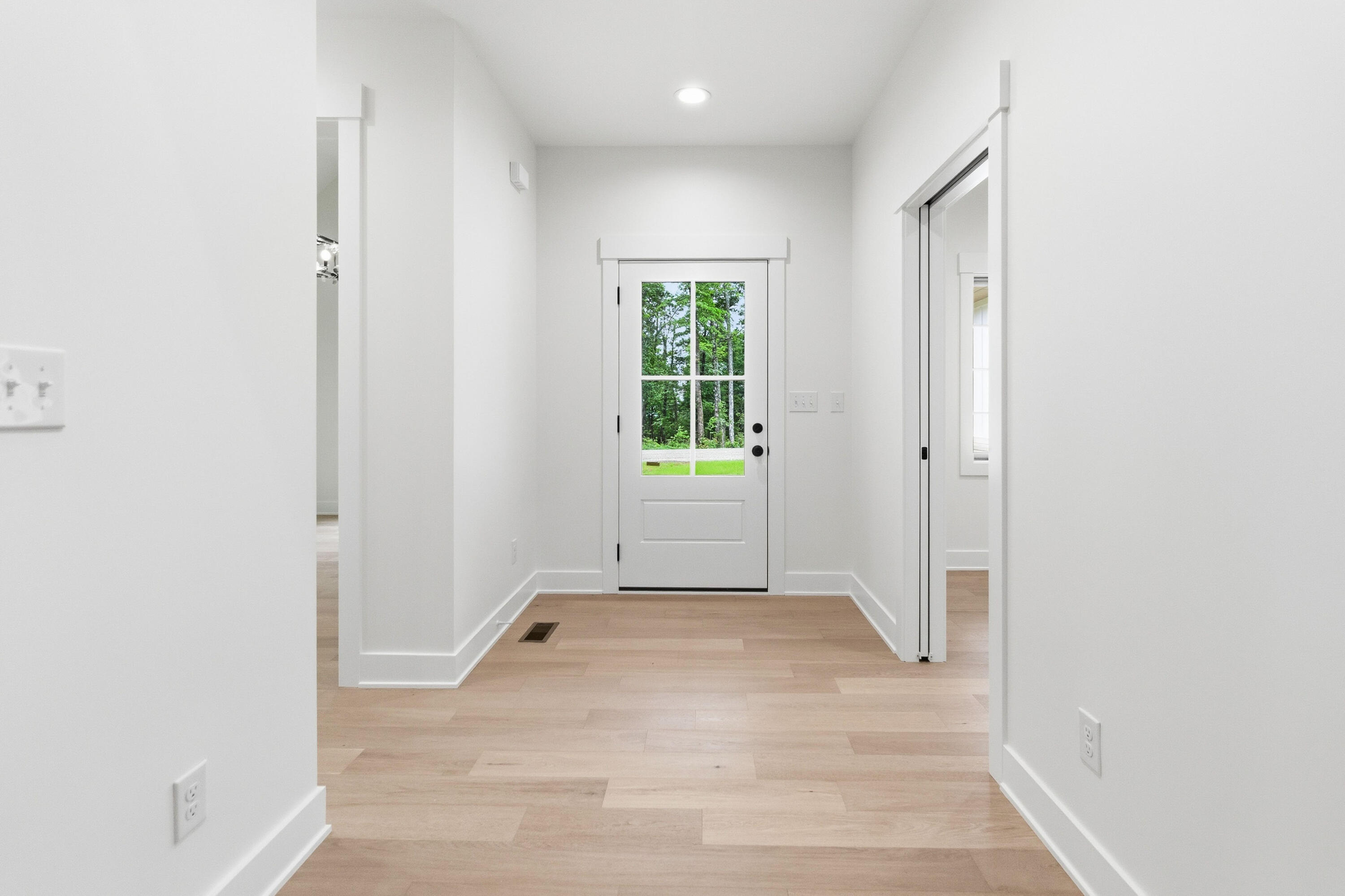 148 Knights Lane Property Photo 10
