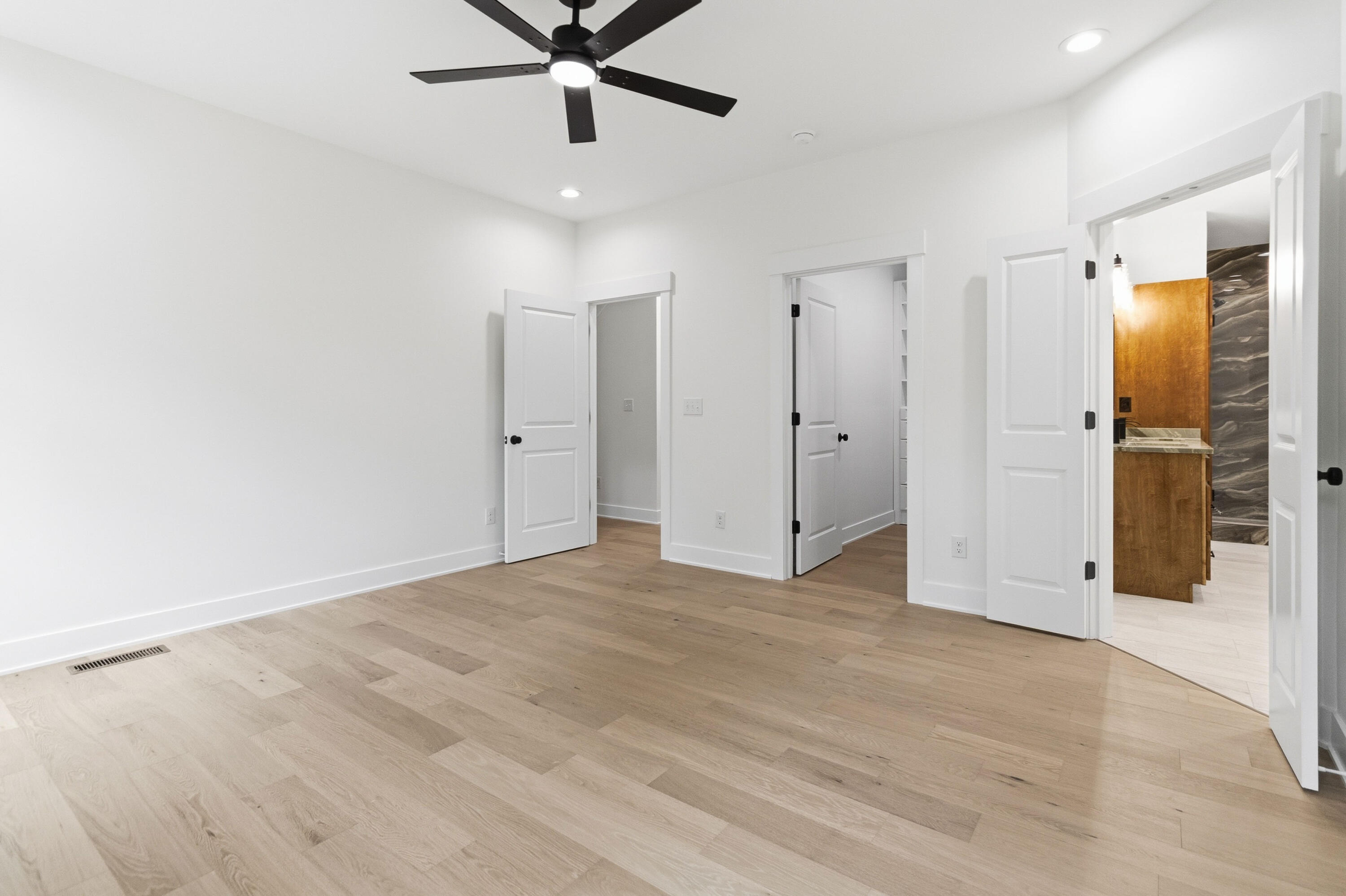 148 Knights Lane Property Photo 33