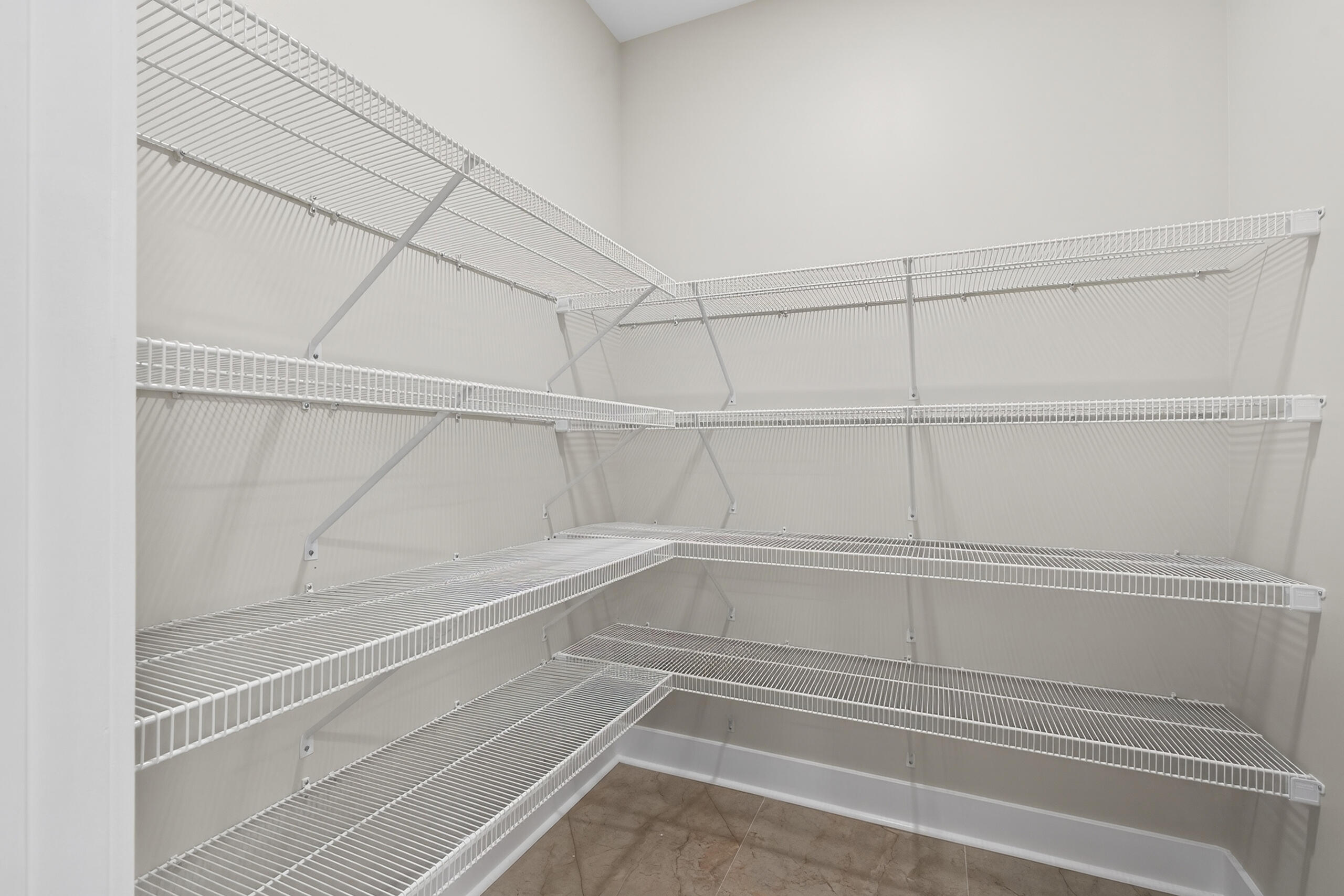 105 Stonegate Drive Property Photo 10