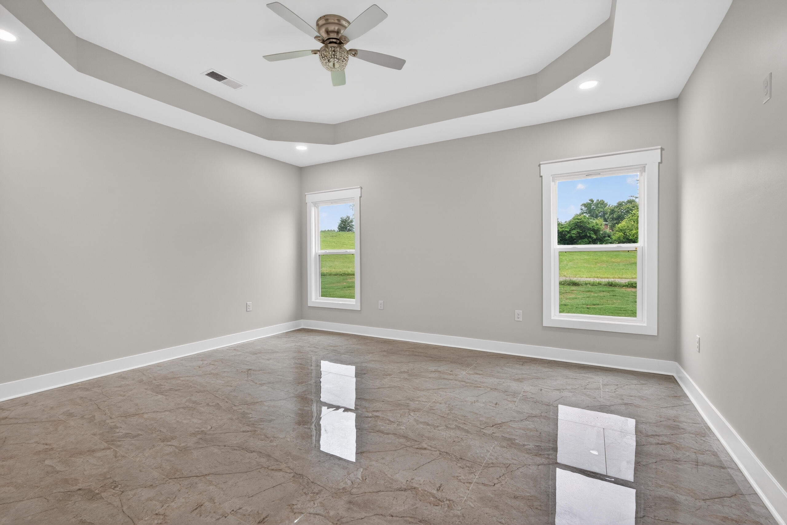 105 Stonegate Drive Property Photo 12