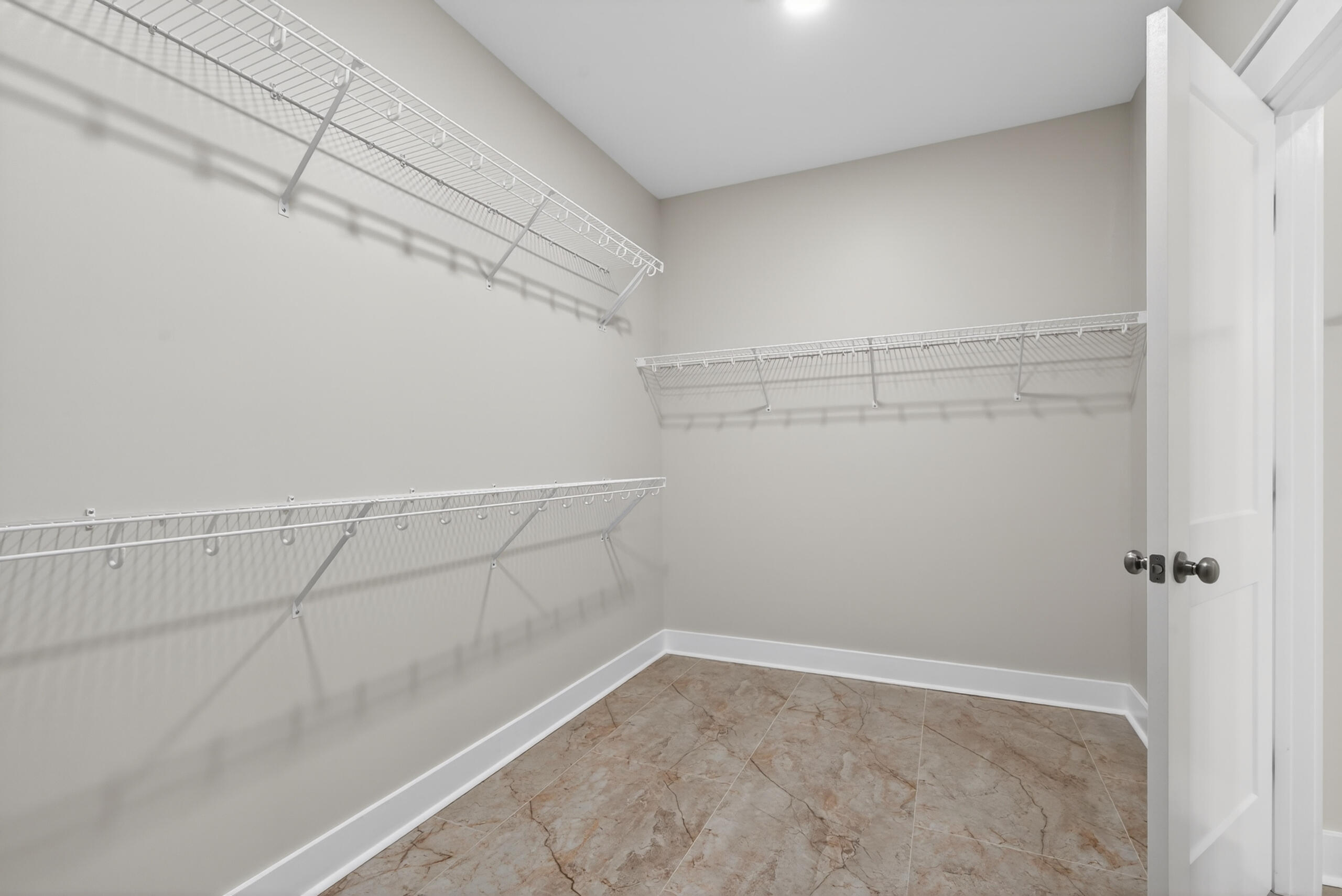 105 Stonegate Drive Property Photo 17