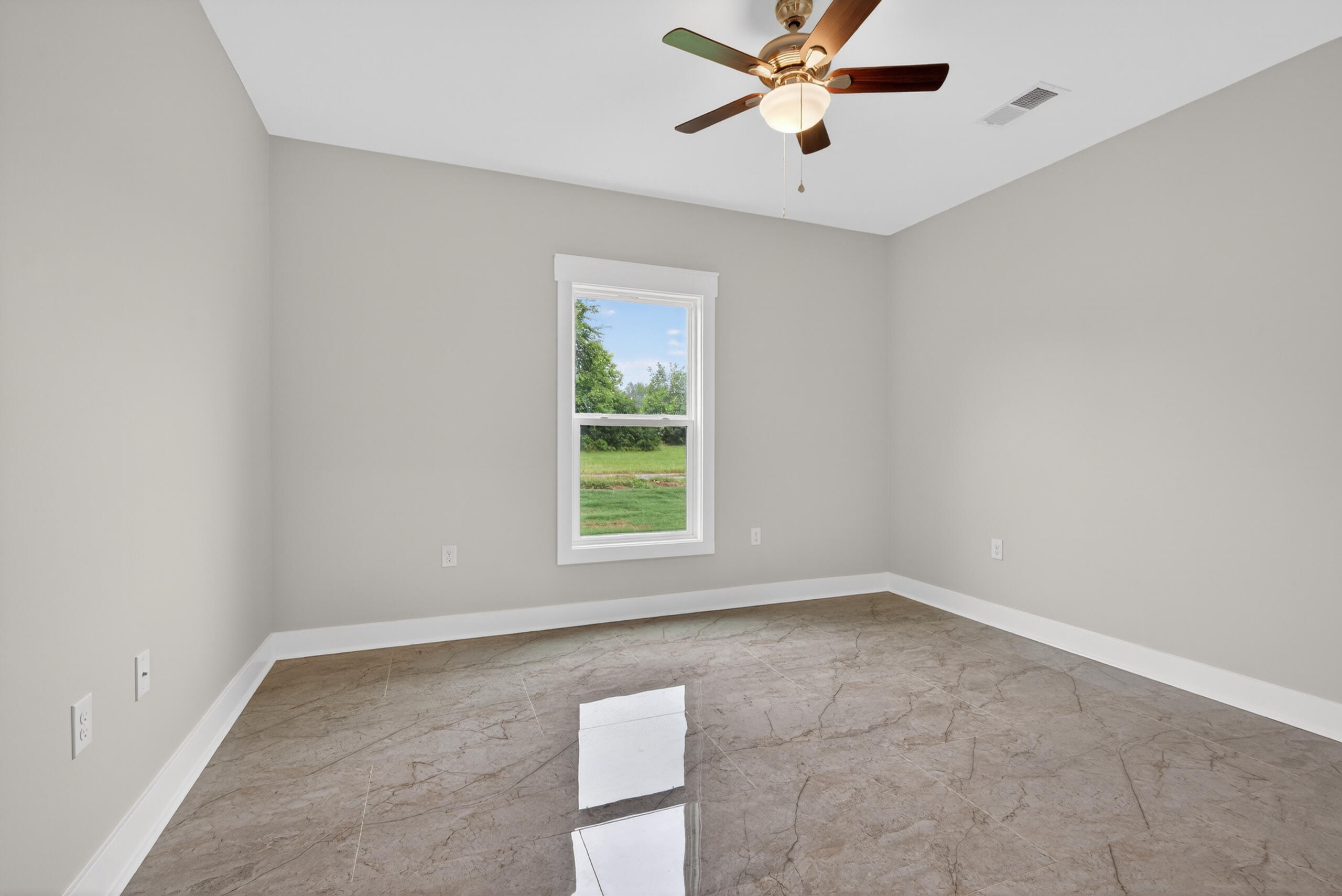 105 Stonegate Drive Property Photo 19