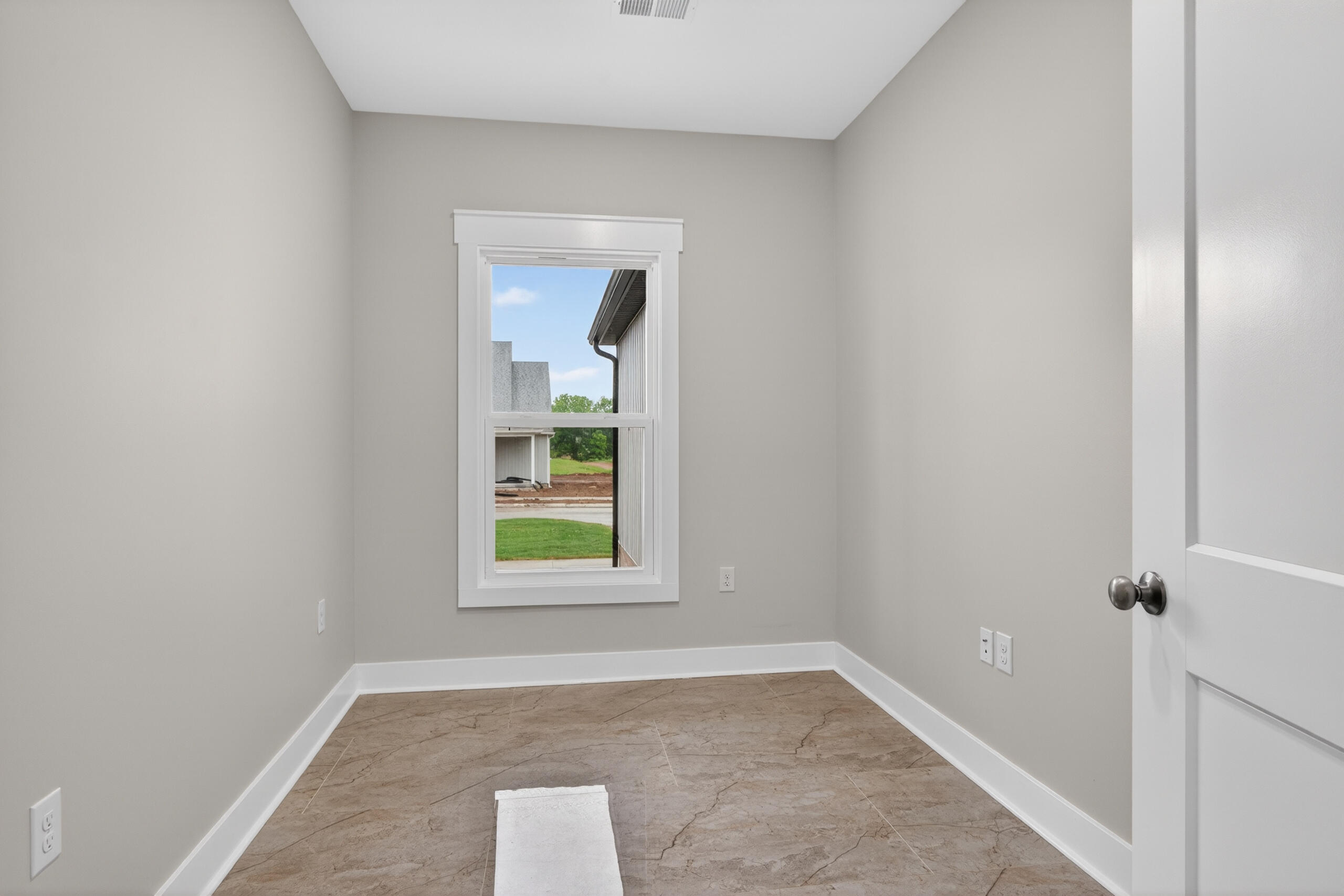 105 Stonegate Drive Property Photo 21