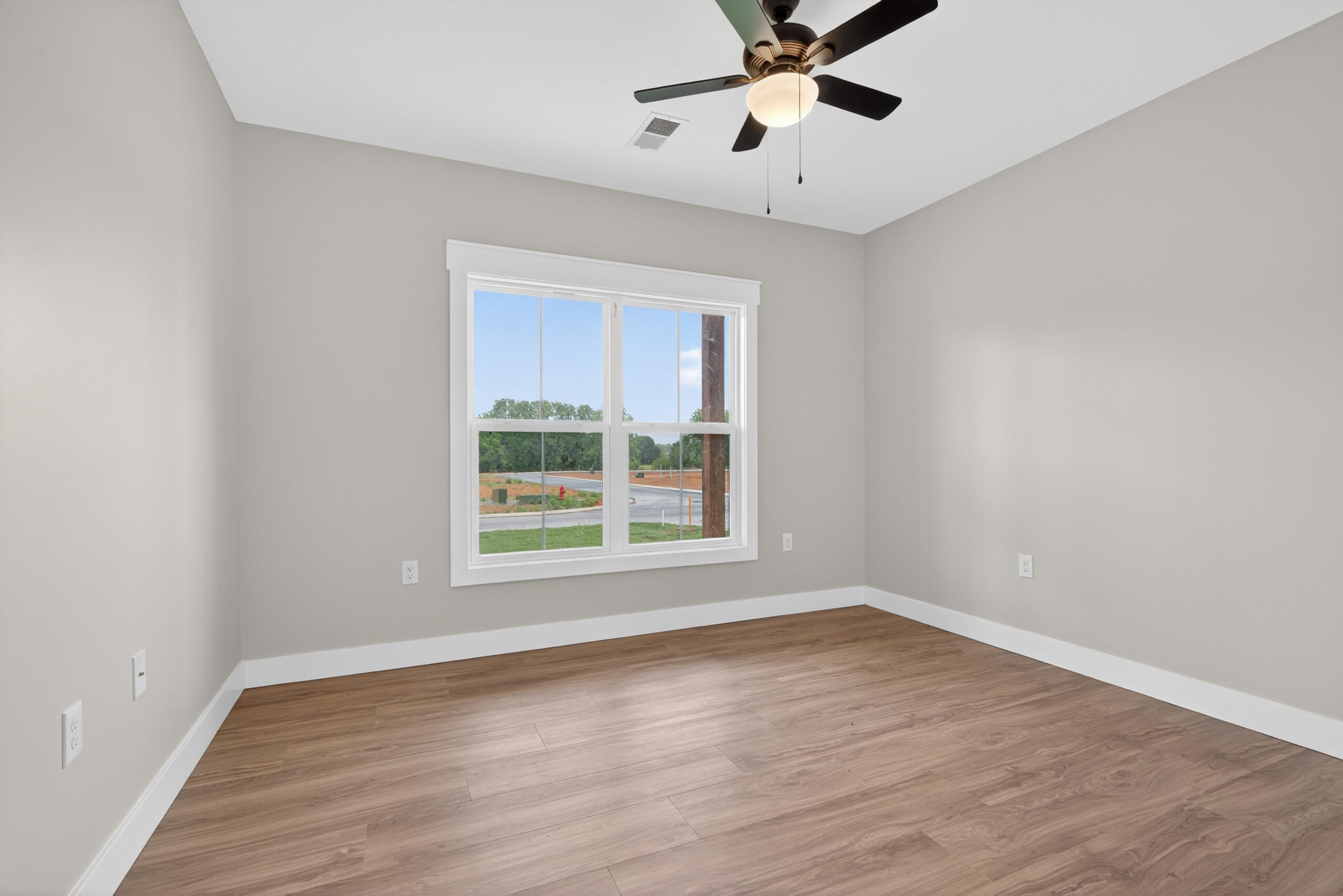 107 Stonegate Drive Property Photo 22