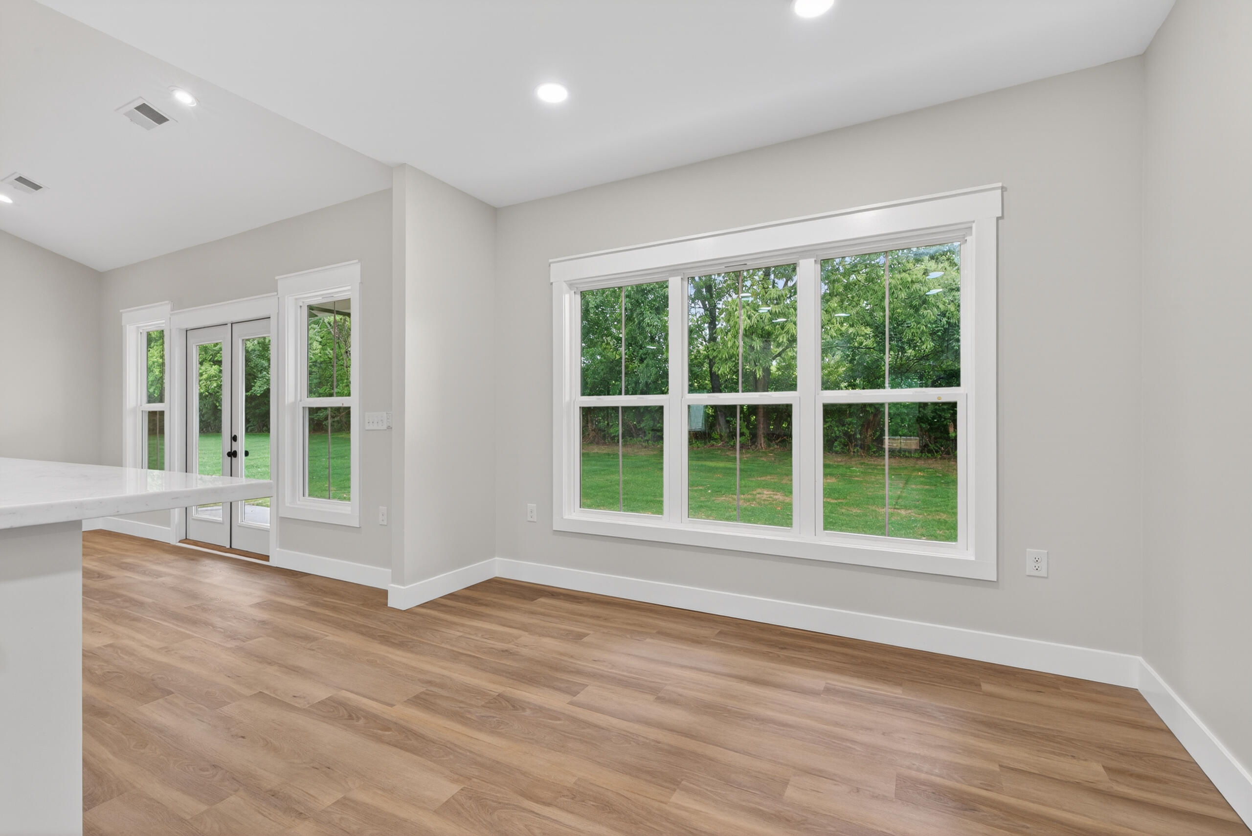 109 Stonegate Drive Property Photo 10