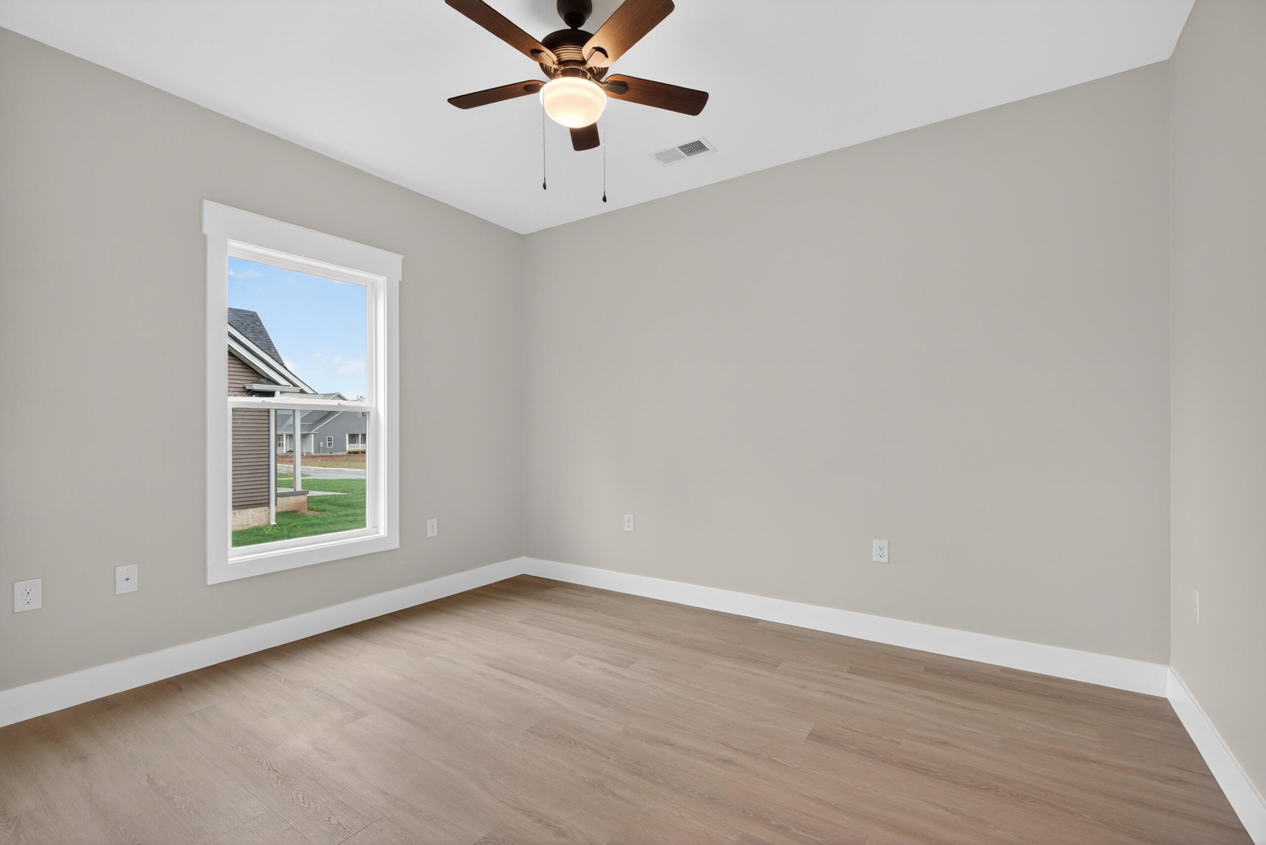 111 Stonegate Drive Property Photo 17