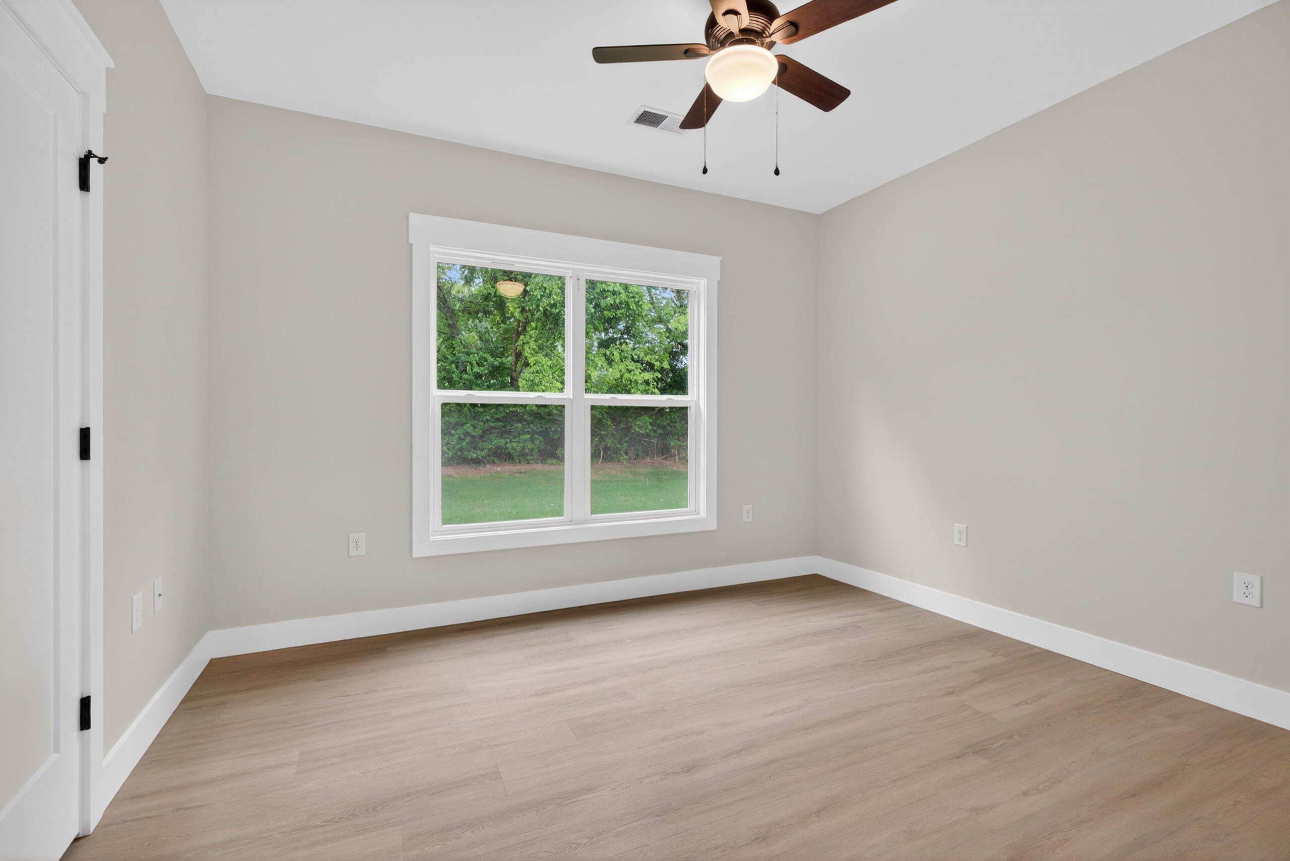 111 Stonegate Drive Property Photo 18