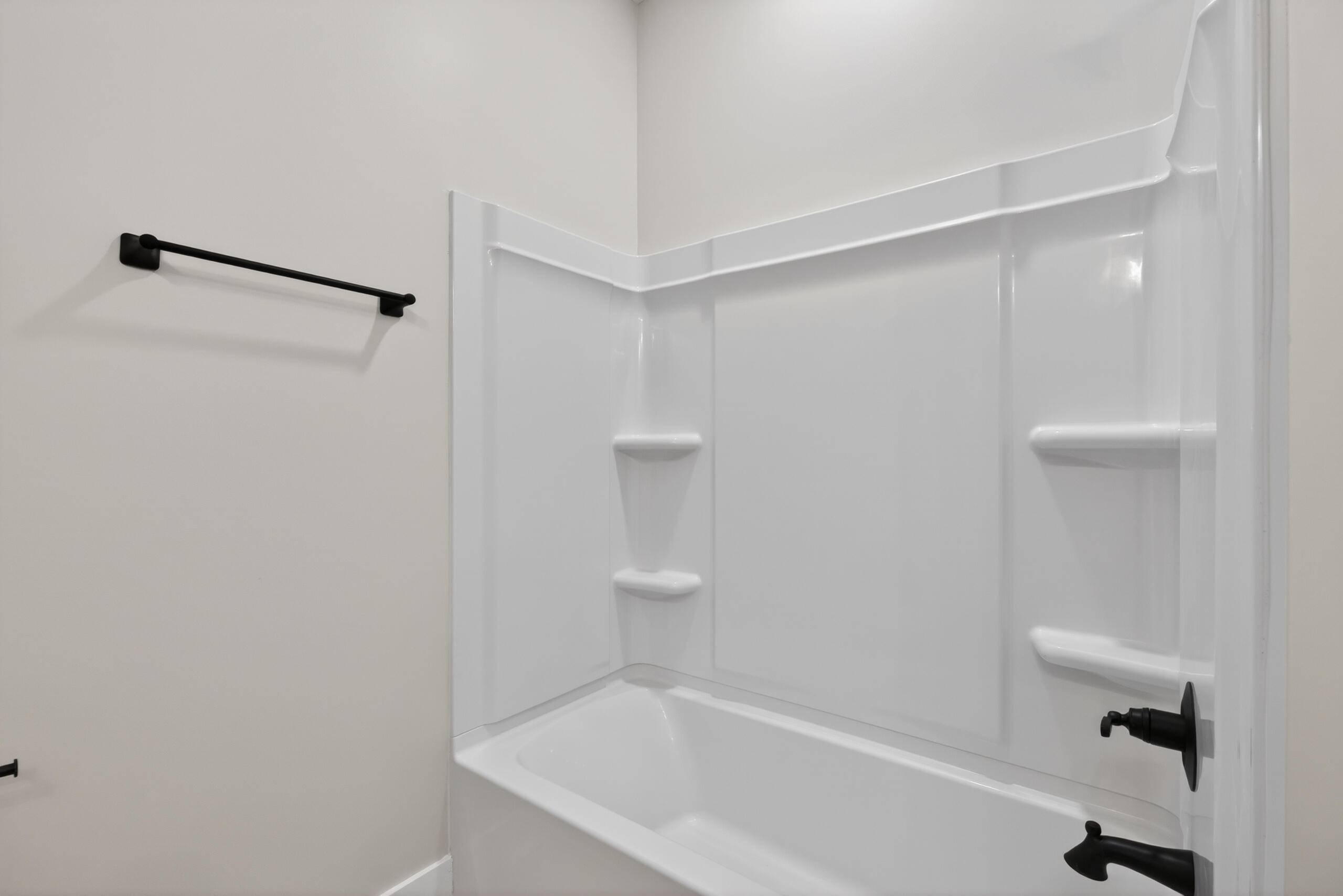 111 Stonegate Drive Property Photo 20