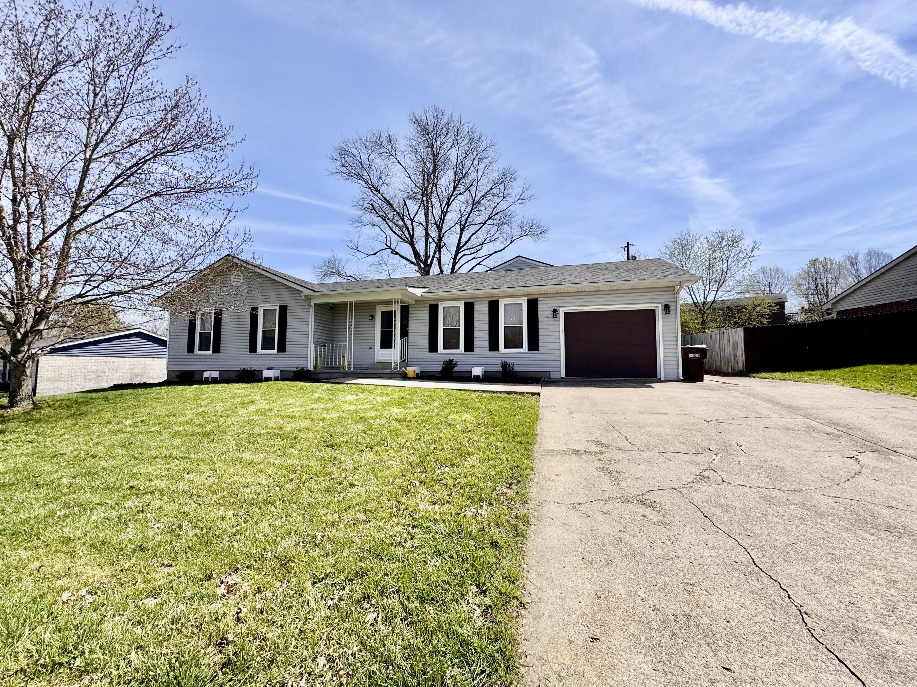 2220 Redbud Lane Property Photo 1