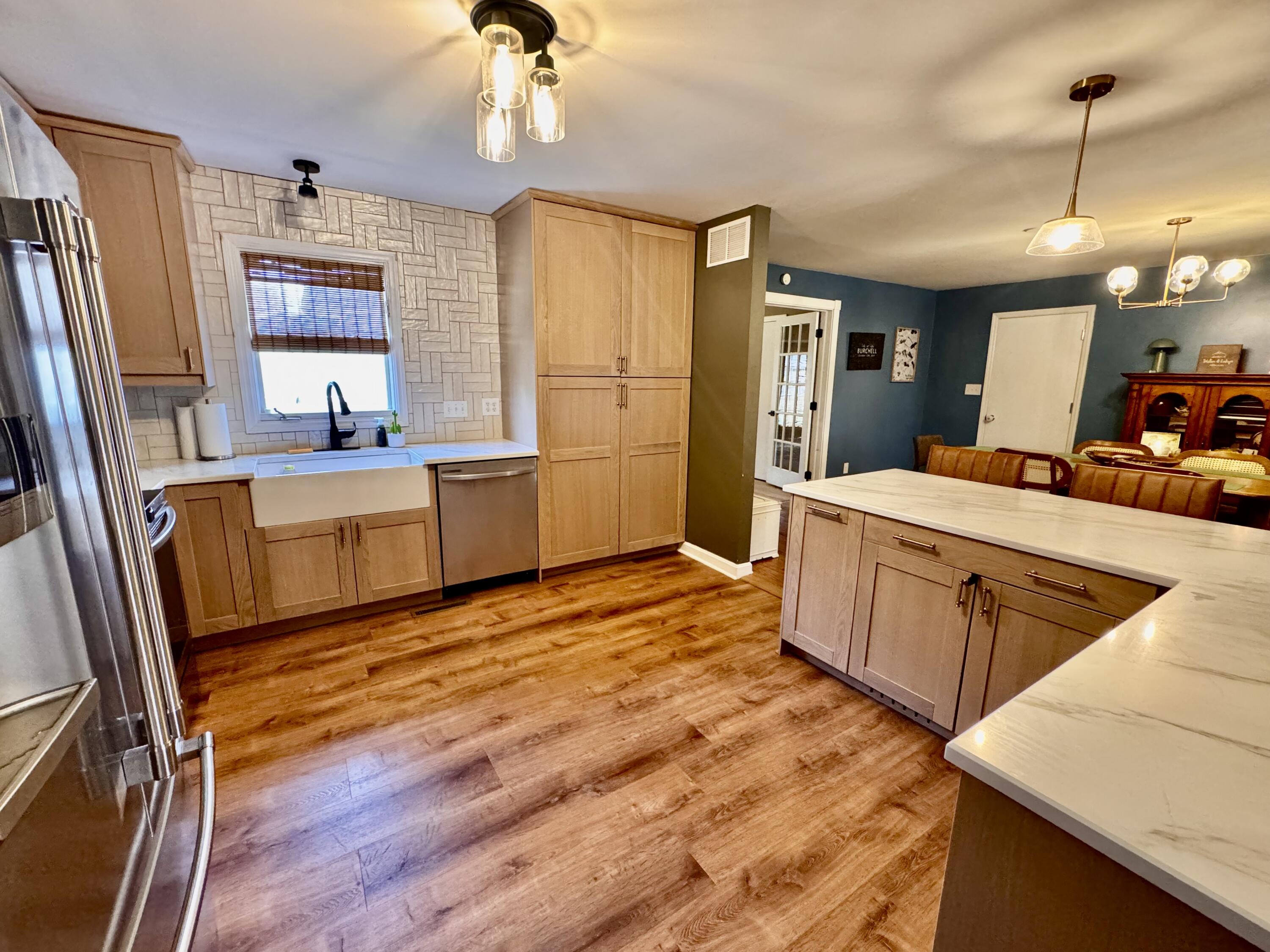 2220 Redbud Lane Property Photo 13