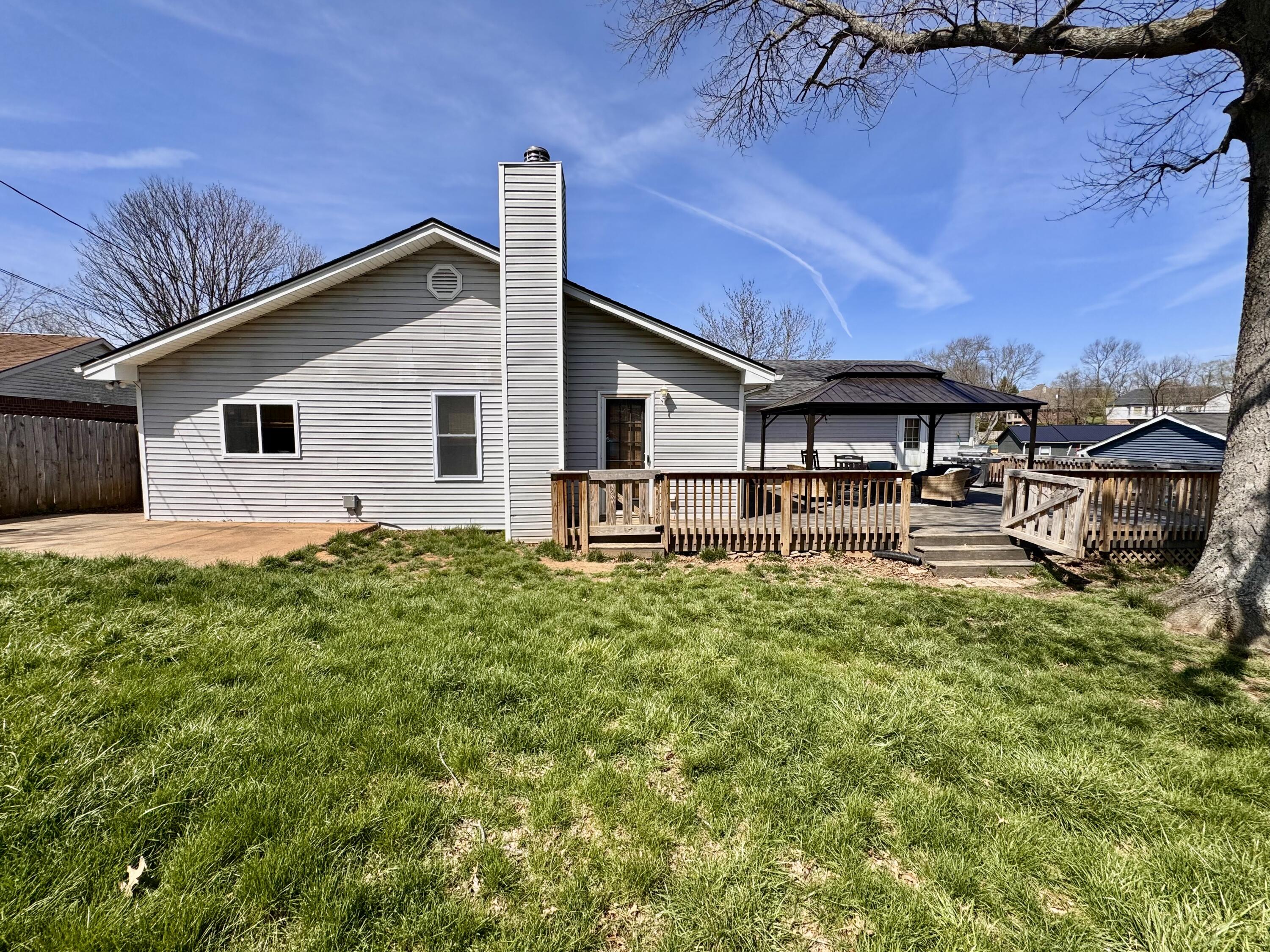 2220 Redbud Lane Property Photo 20