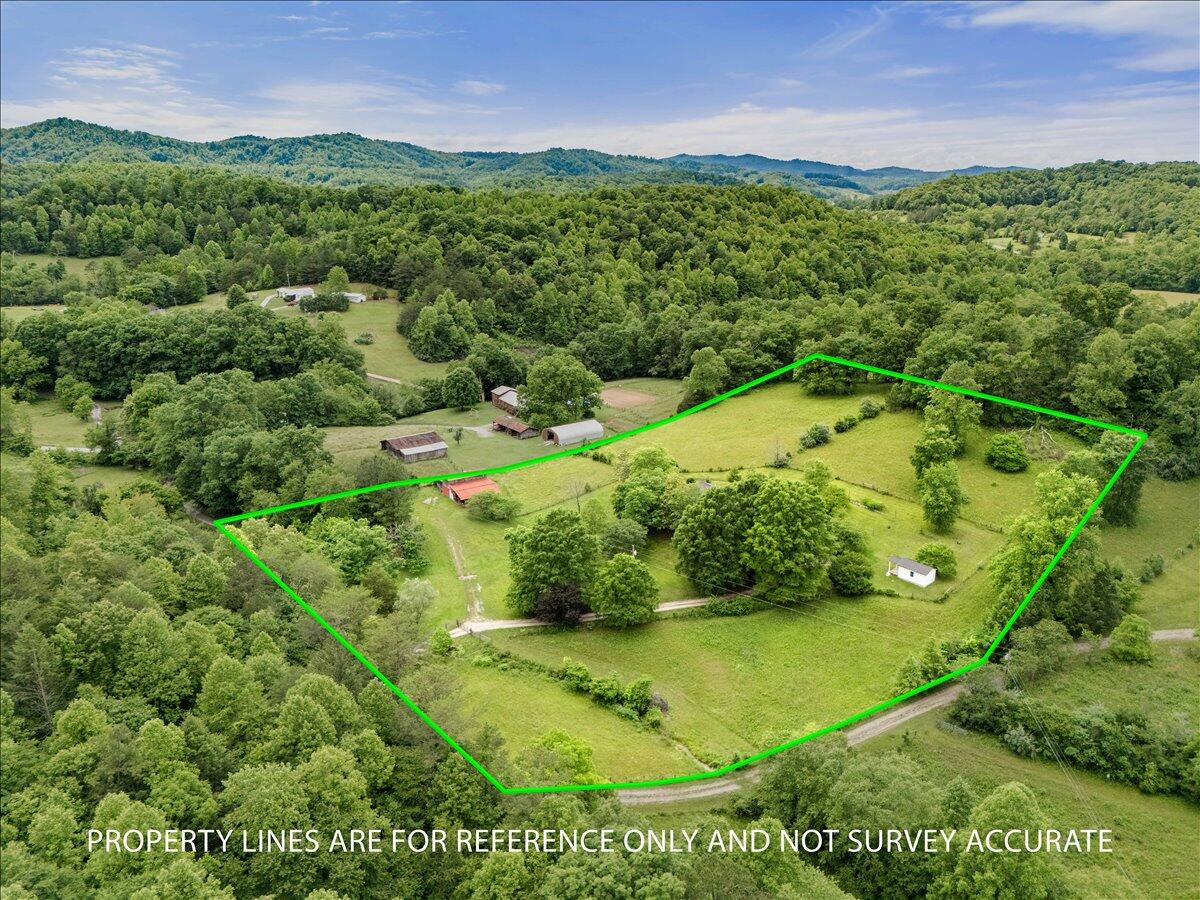 100 Lowell Brown Road Property Photo 2