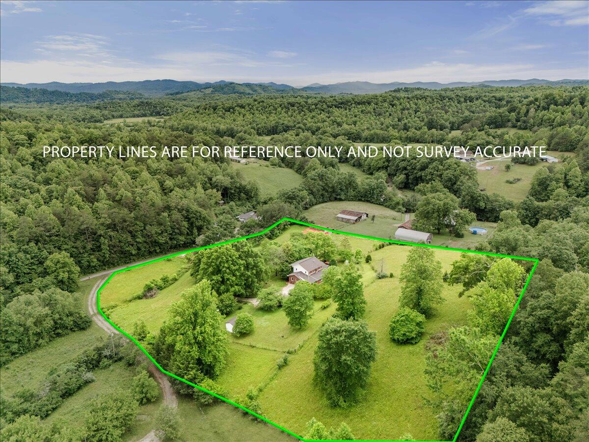 100 Lowell Brown Road Property Photo 3
