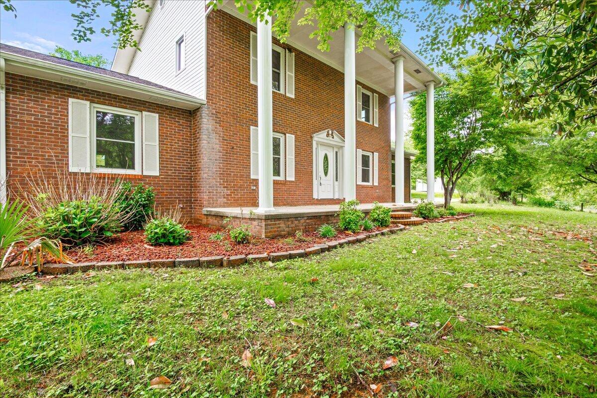 100 Lowell Brown Road Property Photo 4