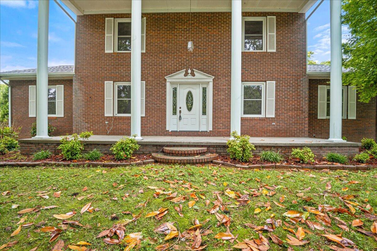 100 Lowell Brown Road Property Photo 5