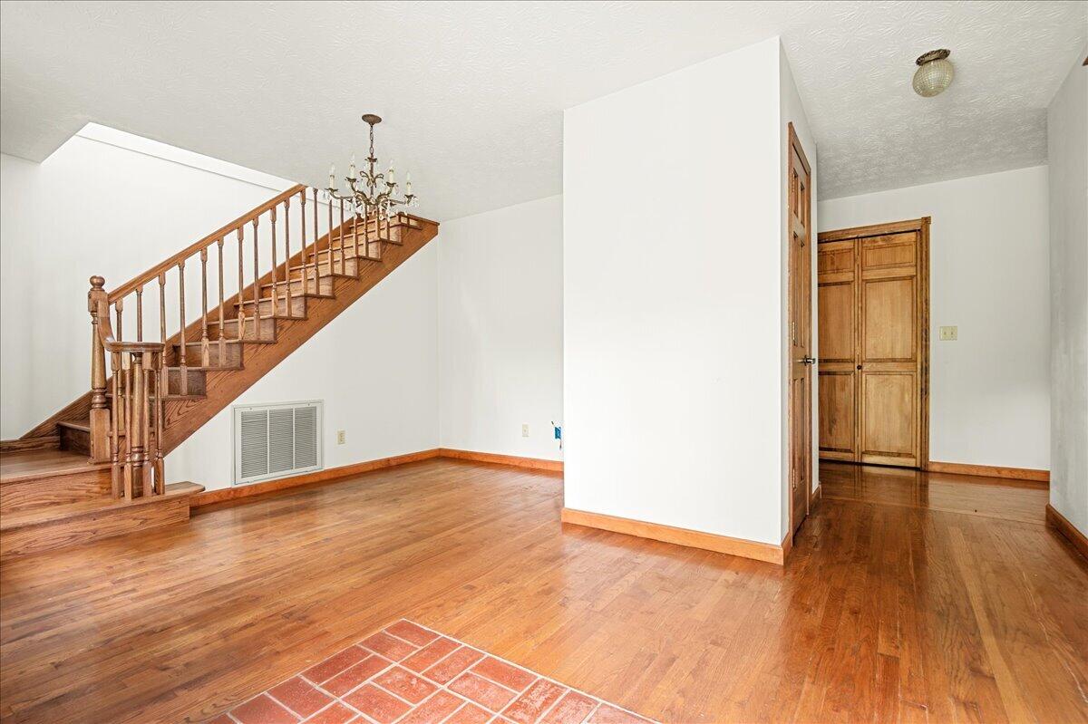 100 Lowell Brown Road Property Photo 11