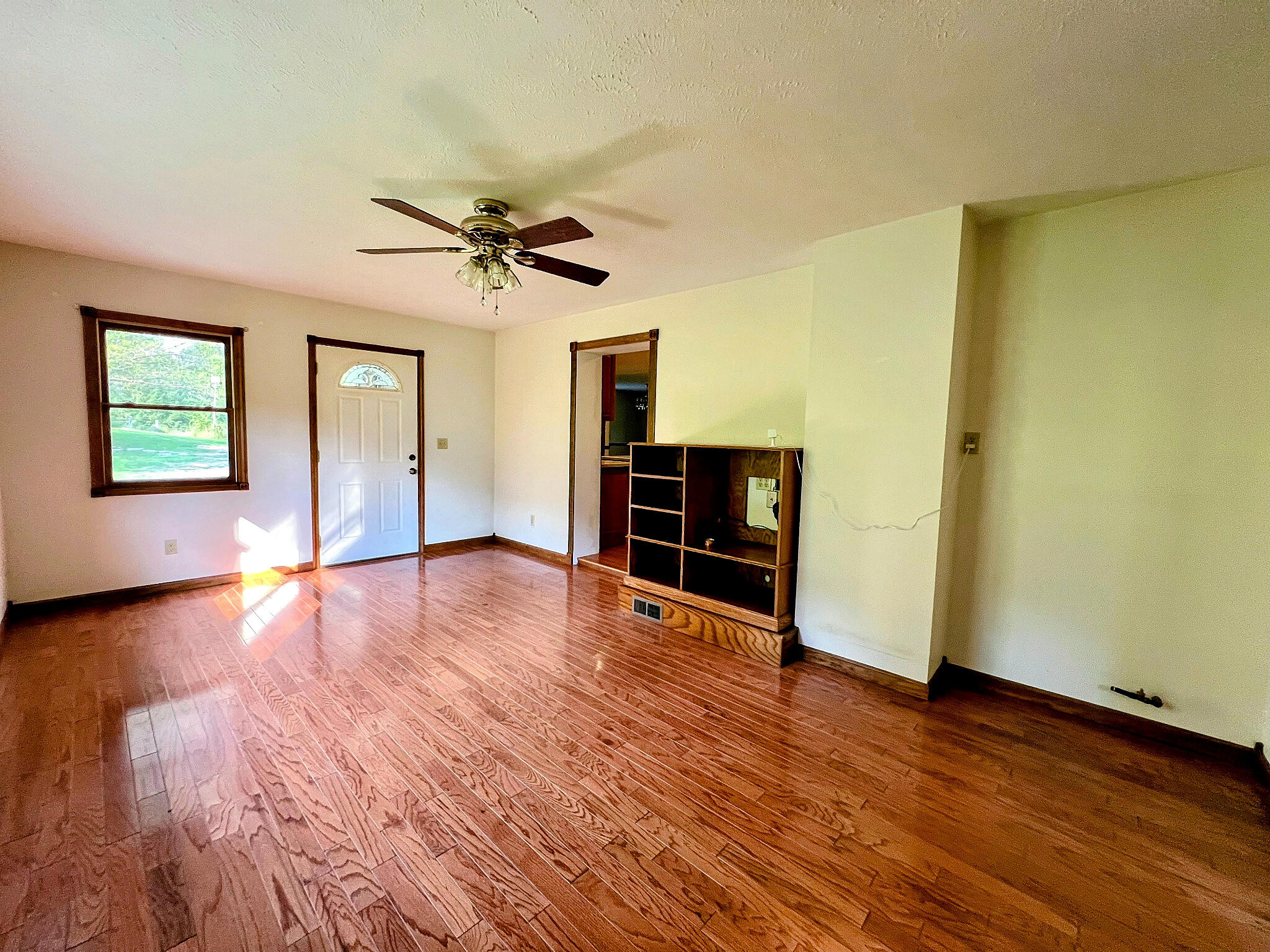 100 Lowell Brown Road Property Photo 20