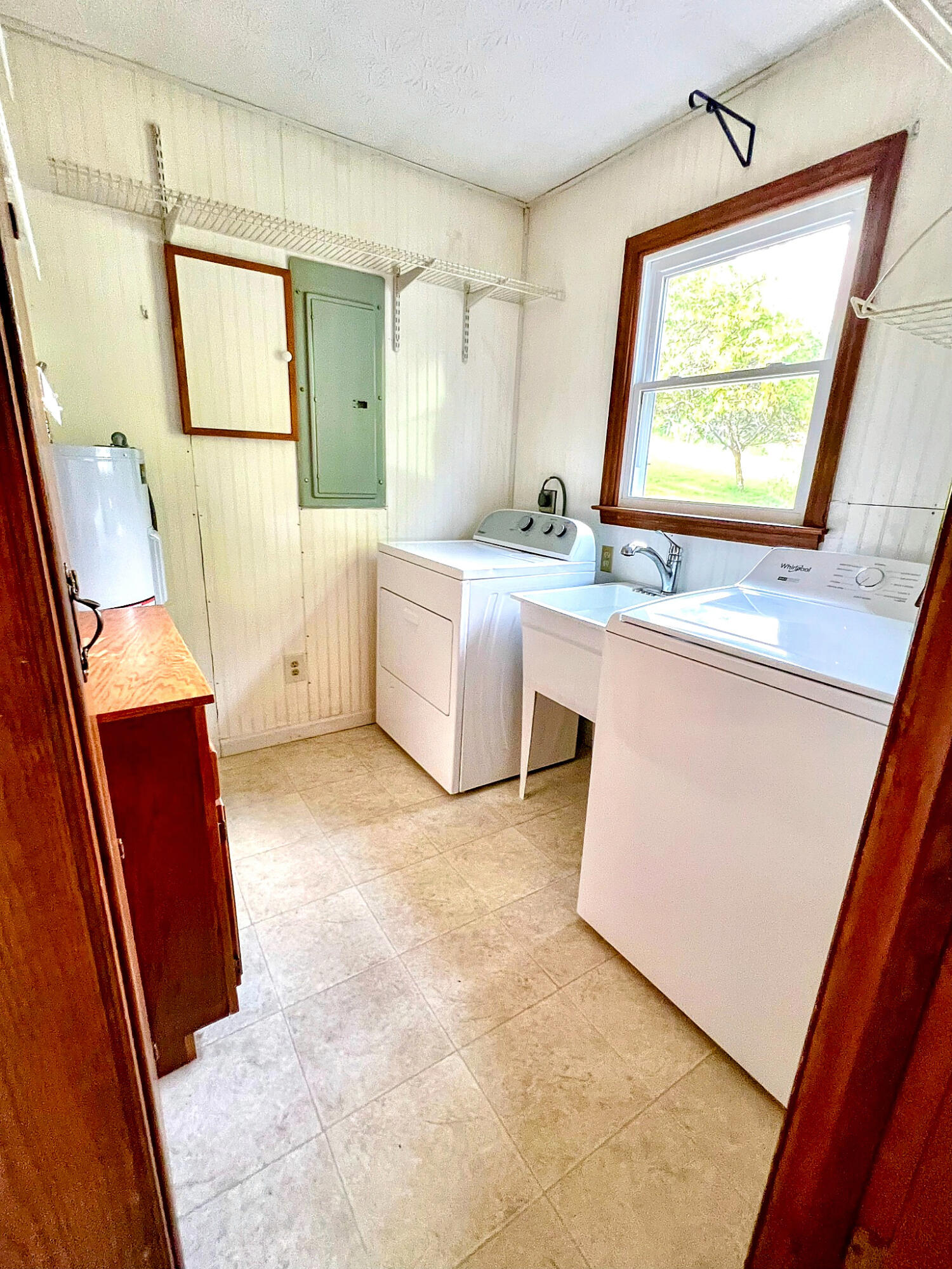 100 Lowell Brown Road Property Photo 24