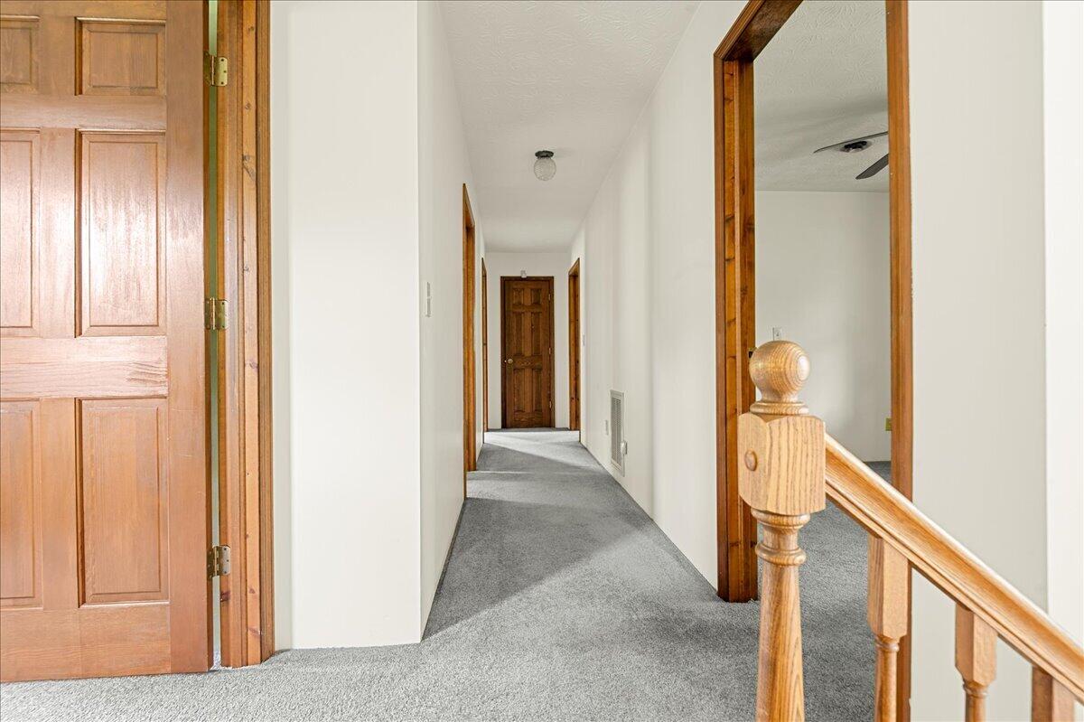 100 Lowell Brown Road Property Photo 35