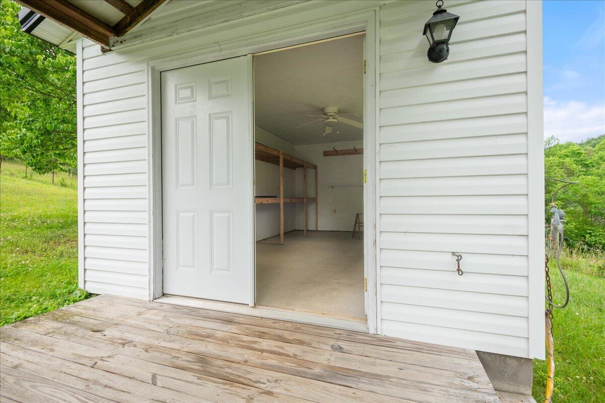 100 Lowell Brown Road Property Photo 46
