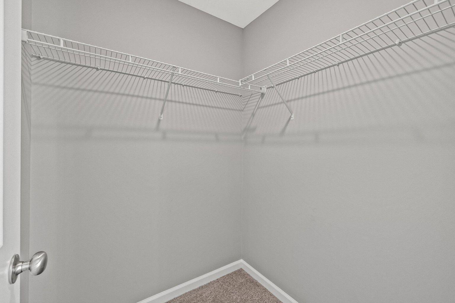 6068 Arbor Wds Way Property Photo 28