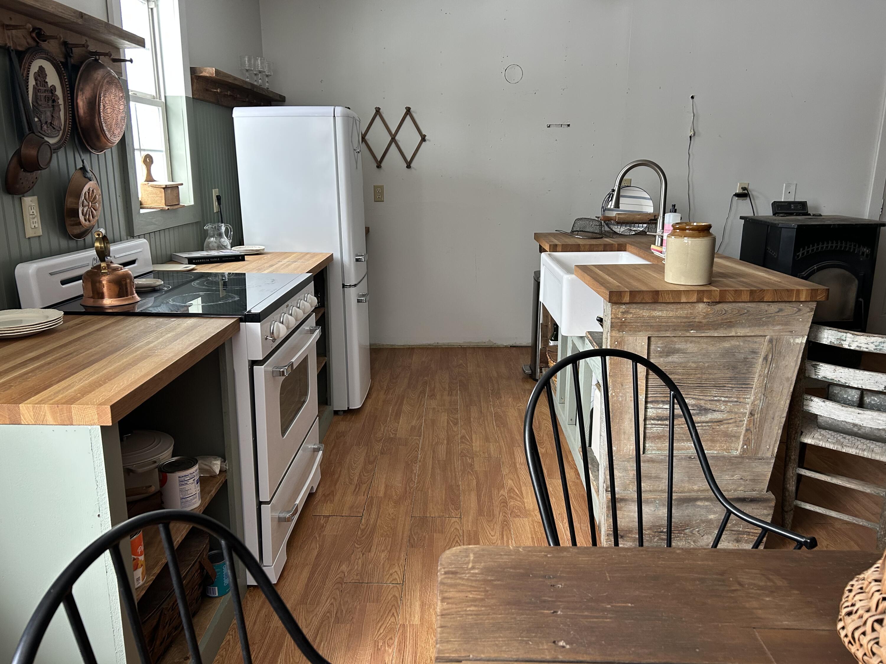 23 Ky-1609 Property Photo 6