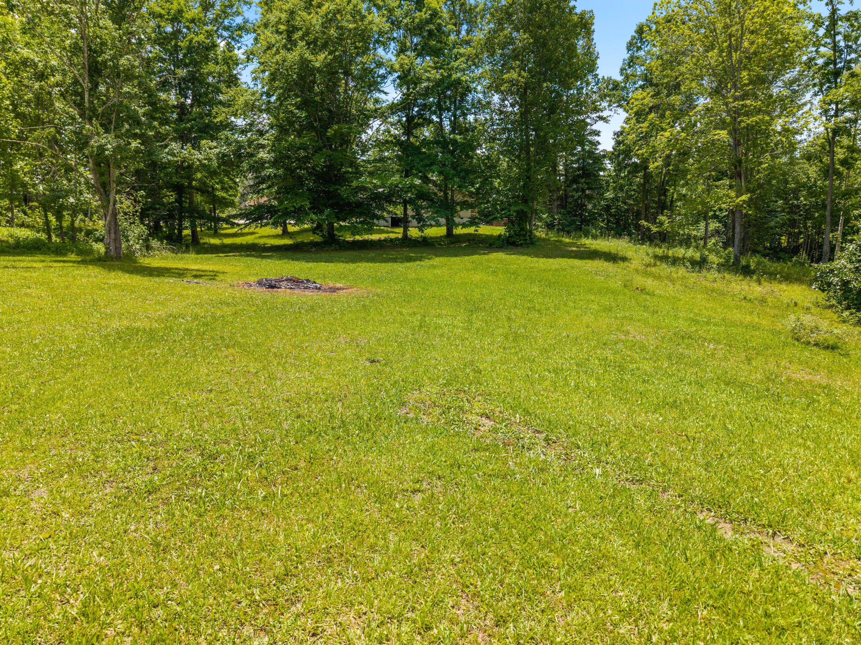 23 Ky-1609 Property Photo 9