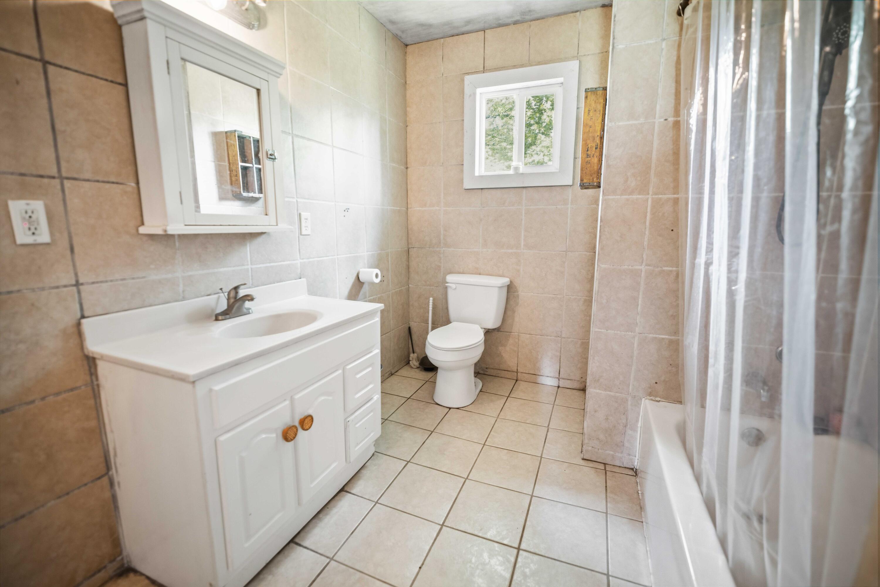 23 Ky-1609 Property Photo 19