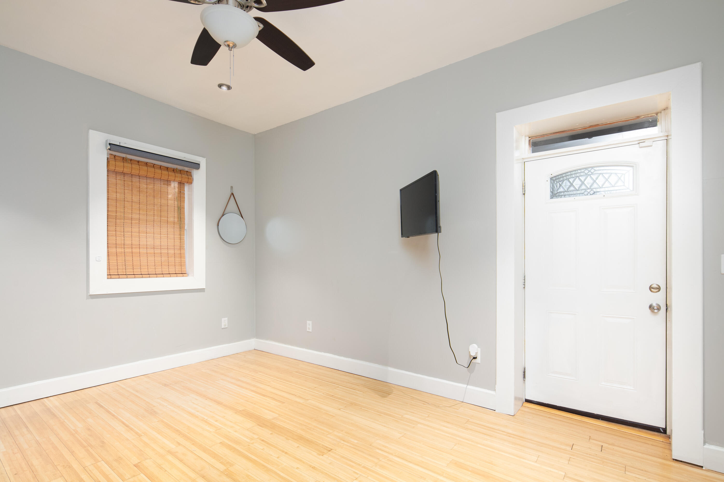 607 N Broadway Property Photo 14