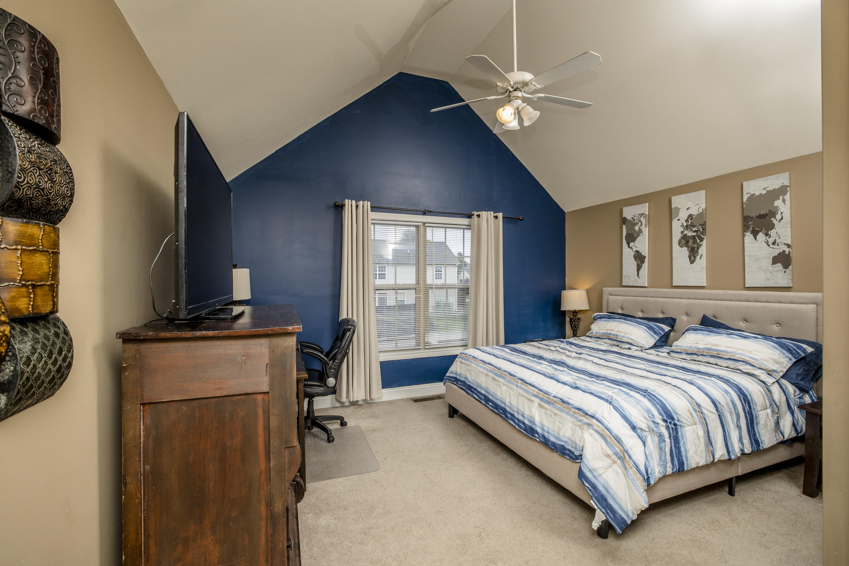 129 Felix Street Property Photo 33