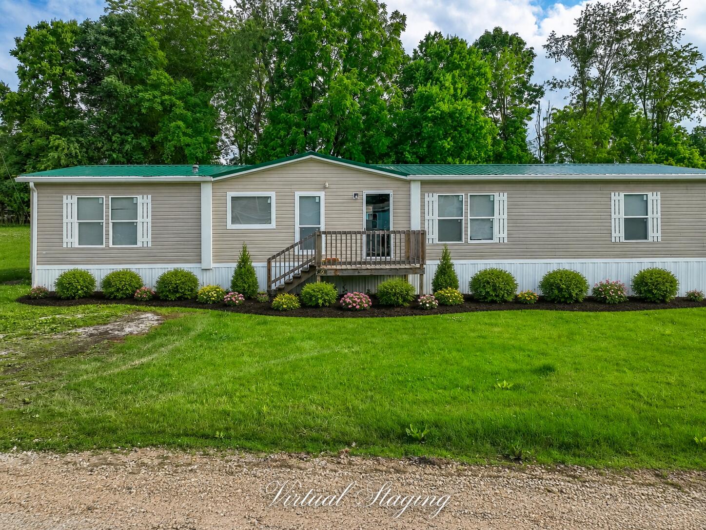 16 Houston Drive Property Photo 2