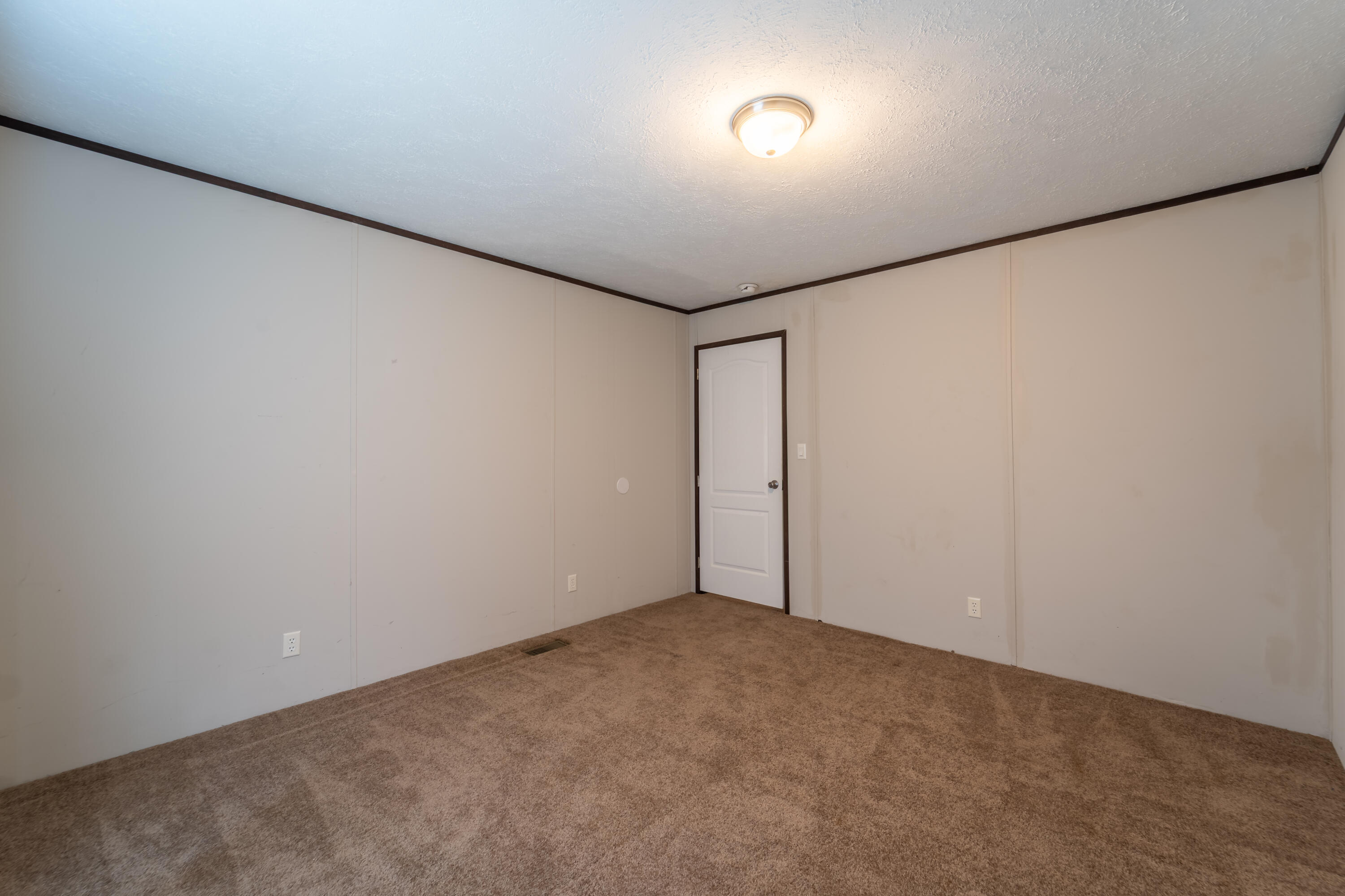 16 Houston Drive Property Photo 42