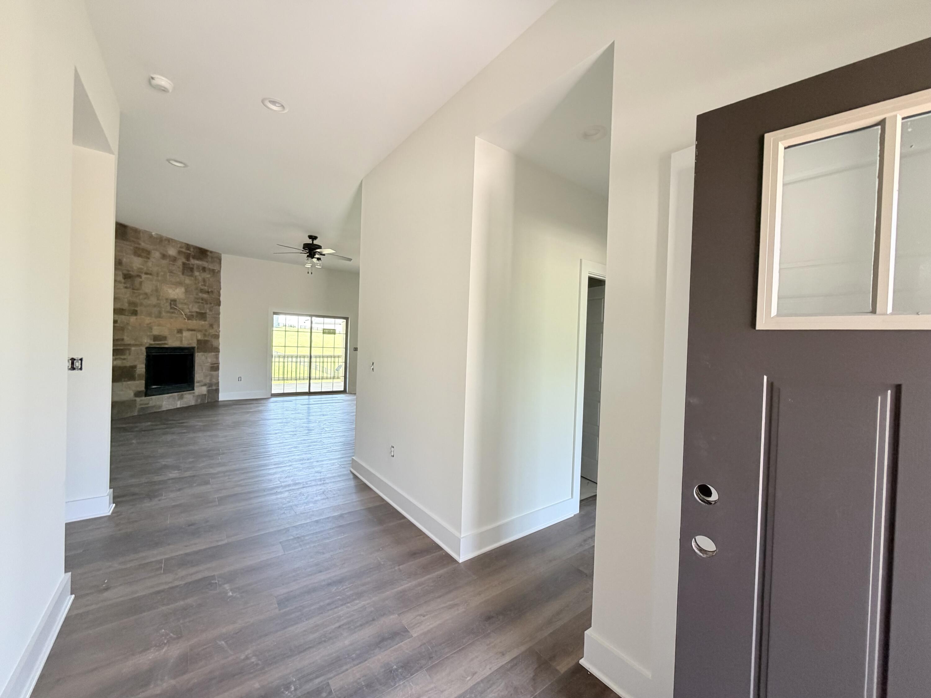 303 Wolverine Way Property Photo 3