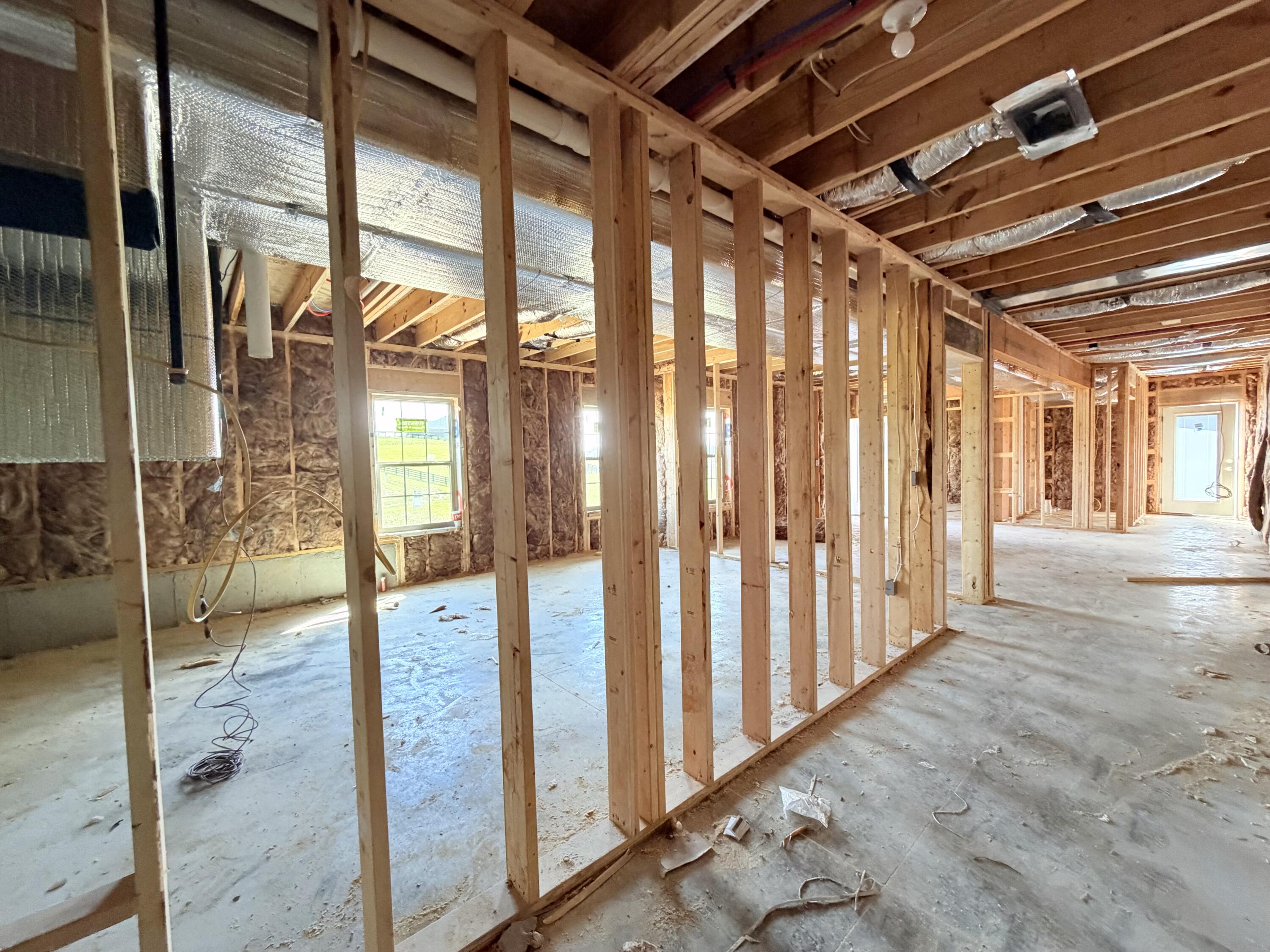 303 Wolverine Way Property Photo 15