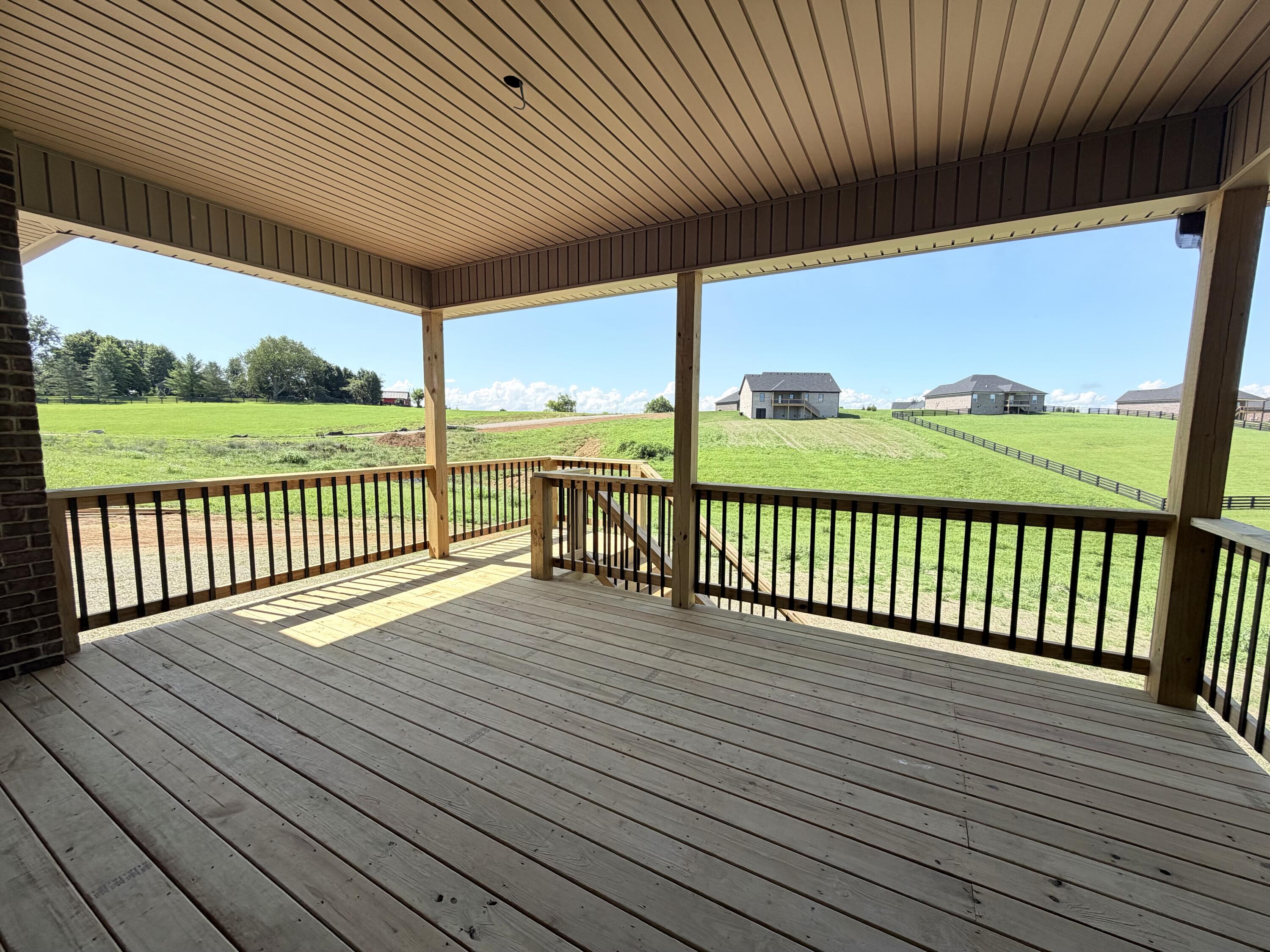 303 Wolverine Way Property Photo 21