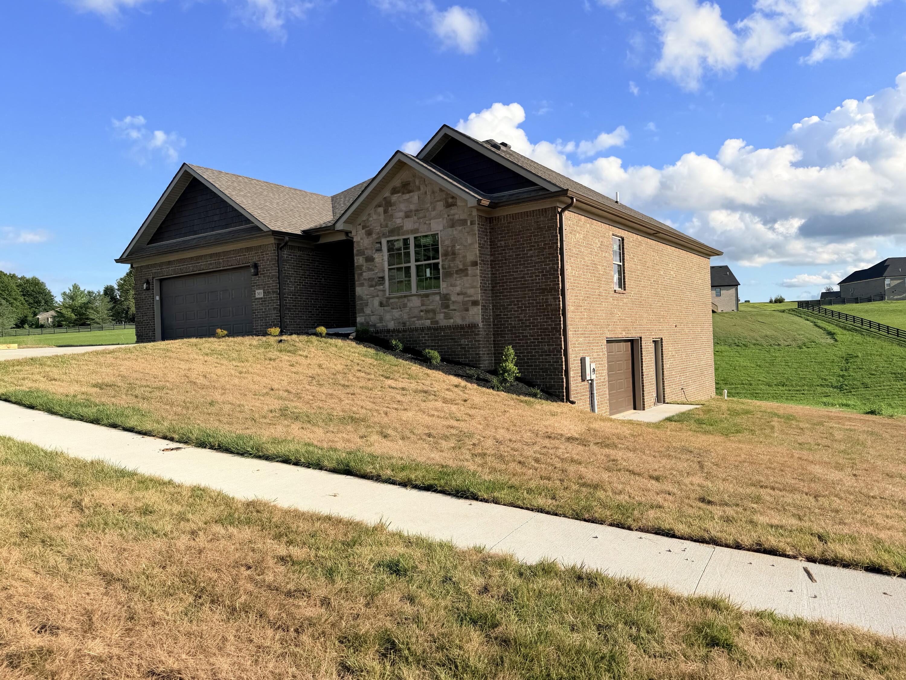 303 Wolverine Way Property Photo 23