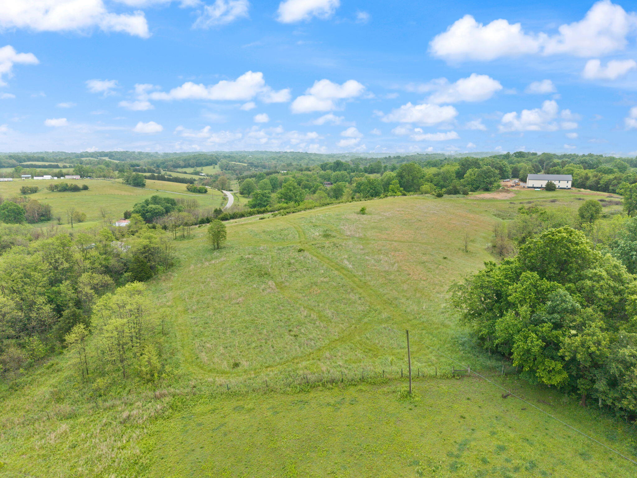 4851 Pinhook Road Property Photo 3