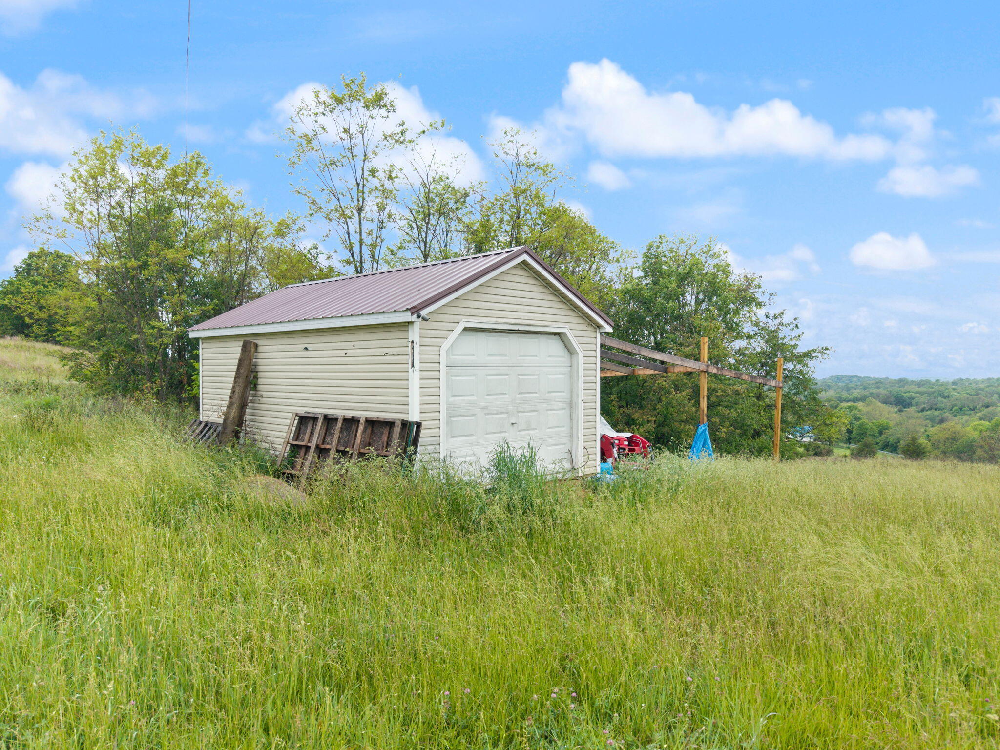 4851 Pinhook Road Property Photo 5