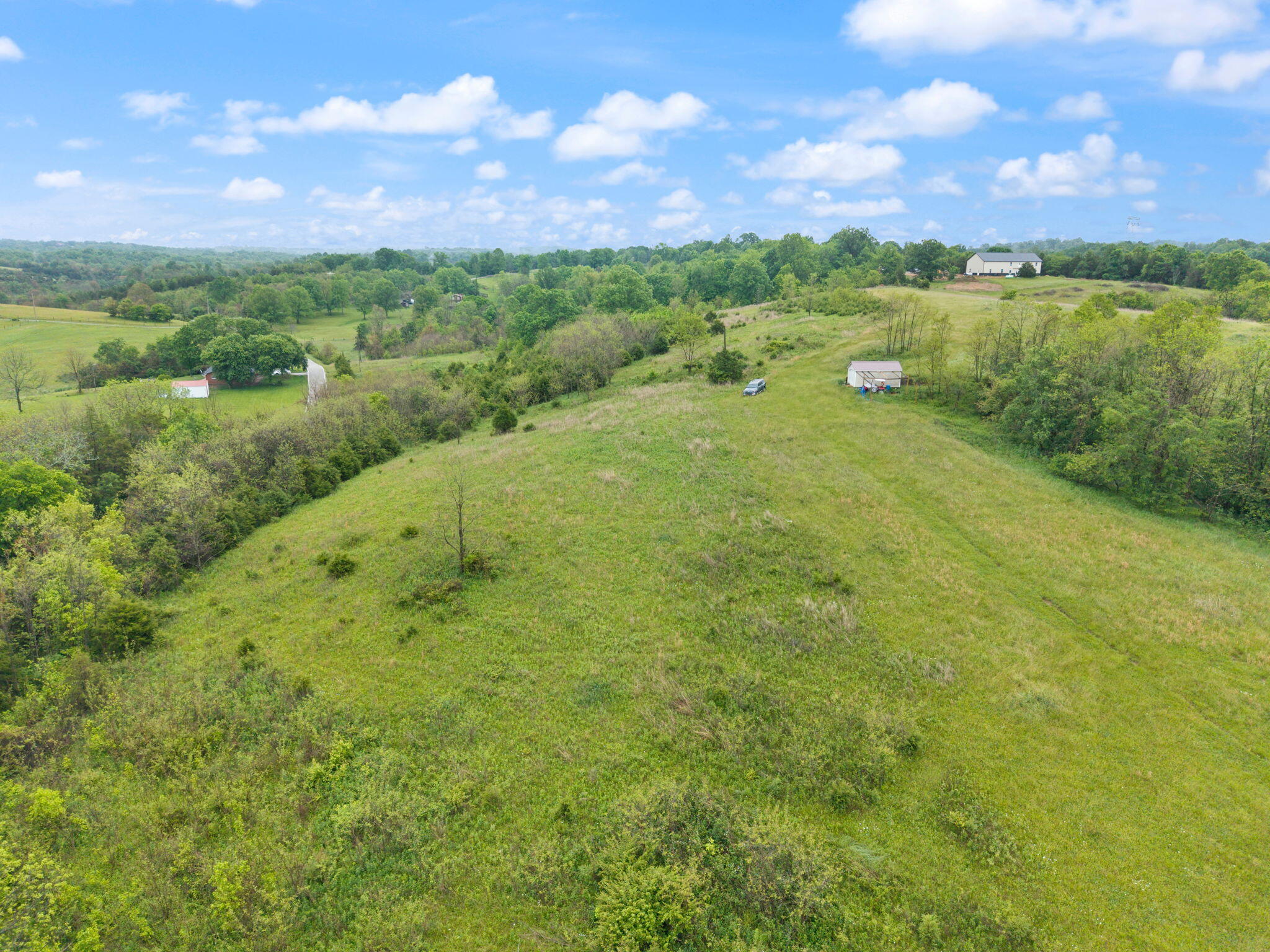 4851 Pinhook Road Property Photo 7