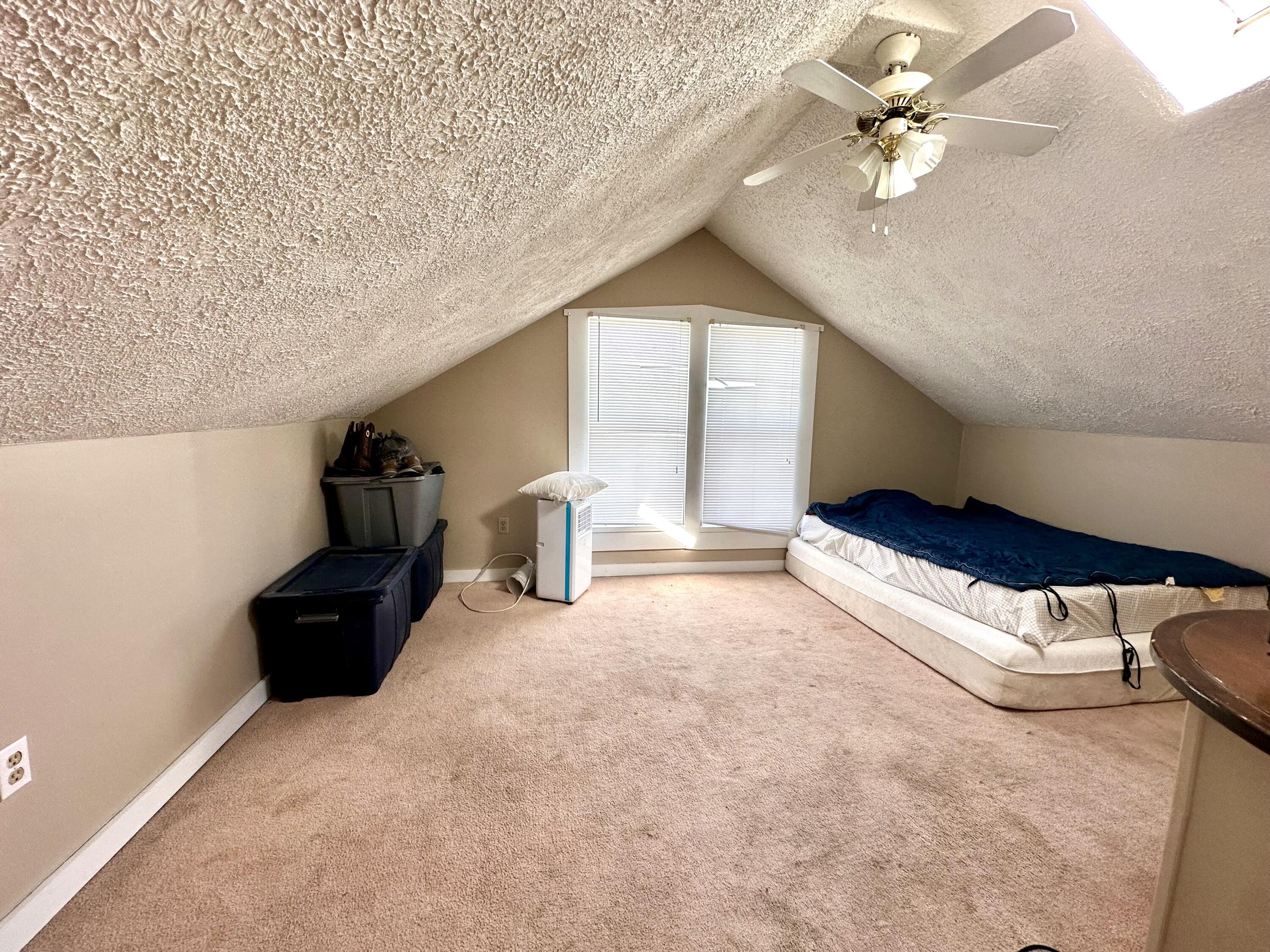461 N Broadway Property Photo 32